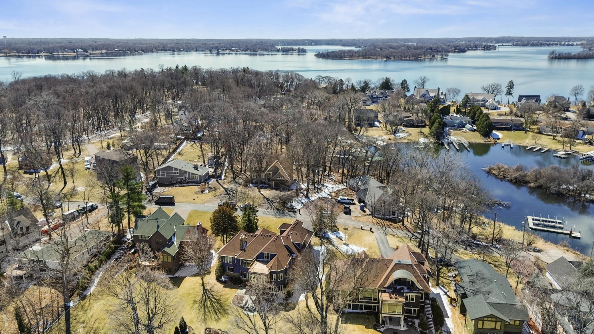 Wayzata, Minnesota, 55391, United States, 6 Bedrooms Bedrooms, ,5 BathroomsBathrooms,Residential,Active,1945262