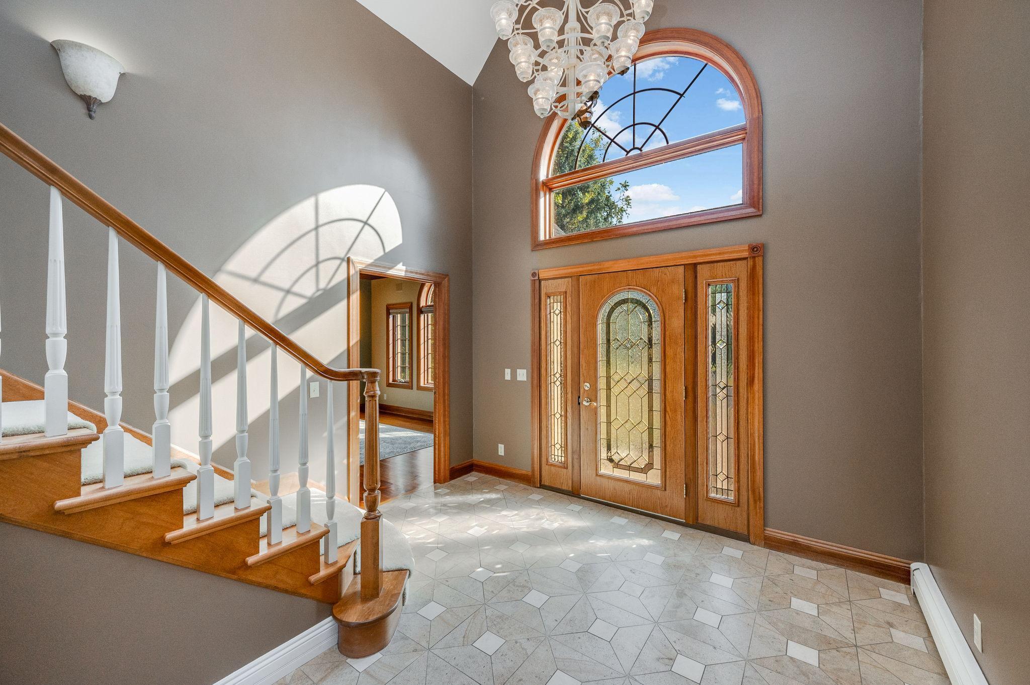 Fairmont, Minnesota, 56031, United States, 5 Bedrooms Bedrooms, ,6 BathroomsBathrooms,Residential,Active,1953012