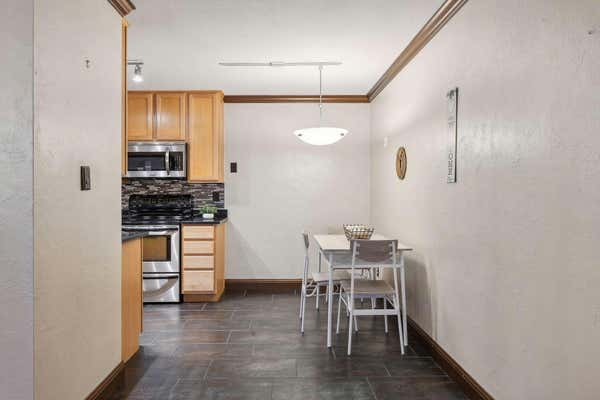 1770 BRYANT AVE S APT 103, MINNEAPOLIS, MN 55403, photo 4 of 40