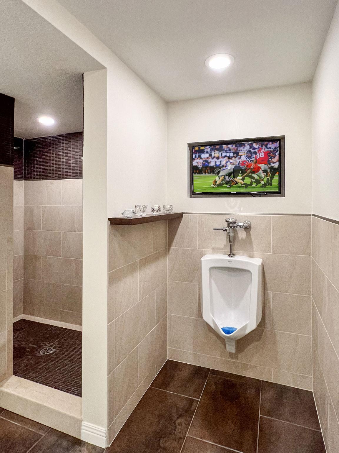 West Saint Paul, Minnesota, 55118, United States, 5 Bedrooms Bedrooms, ,5 BathroomsBathrooms,Residential,Active,2013431