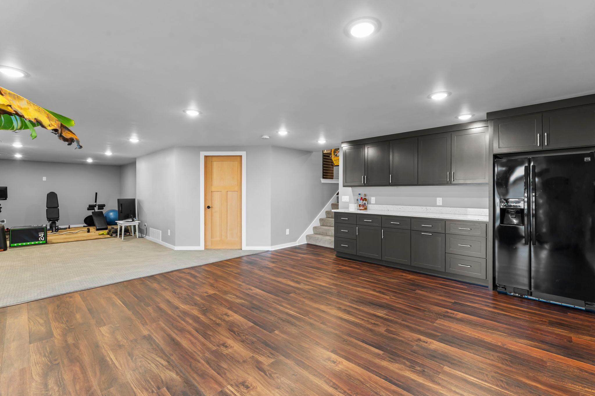 Saint Paul, Minnesota, 55126, United States, 4 Bedrooms Bedrooms, ,4 BathroomsBathrooms,Residential,Active,2027818