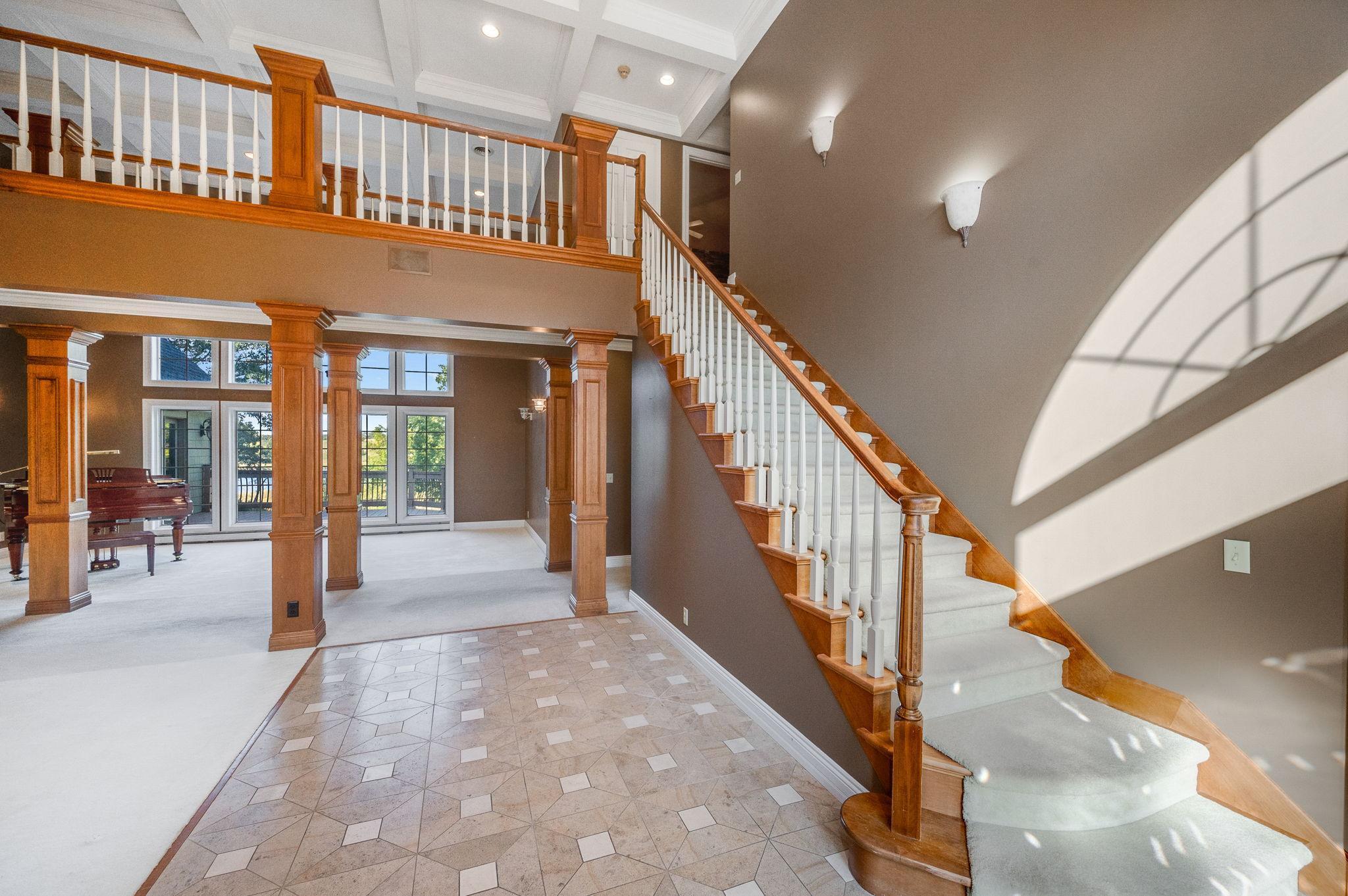 Fairmont, Minnesota, 56031, United States, 5 Bedrooms Bedrooms, ,6 BathroomsBathrooms,Residential,Active,1953012