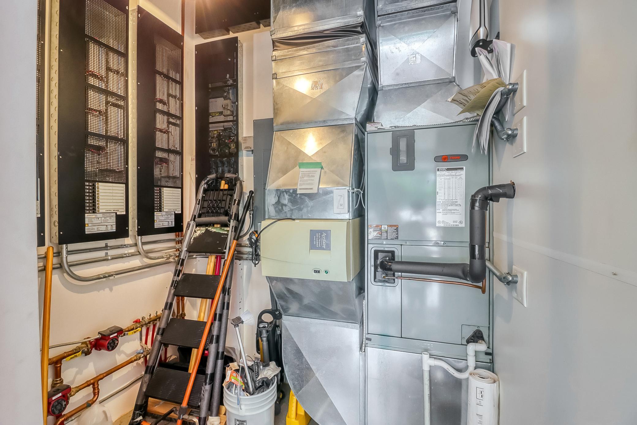 West Fargo, North Dakota, 58078, United States, 3 Bedrooms Bedrooms, ,4 BathroomsBathrooms,Residential,Active,2029762