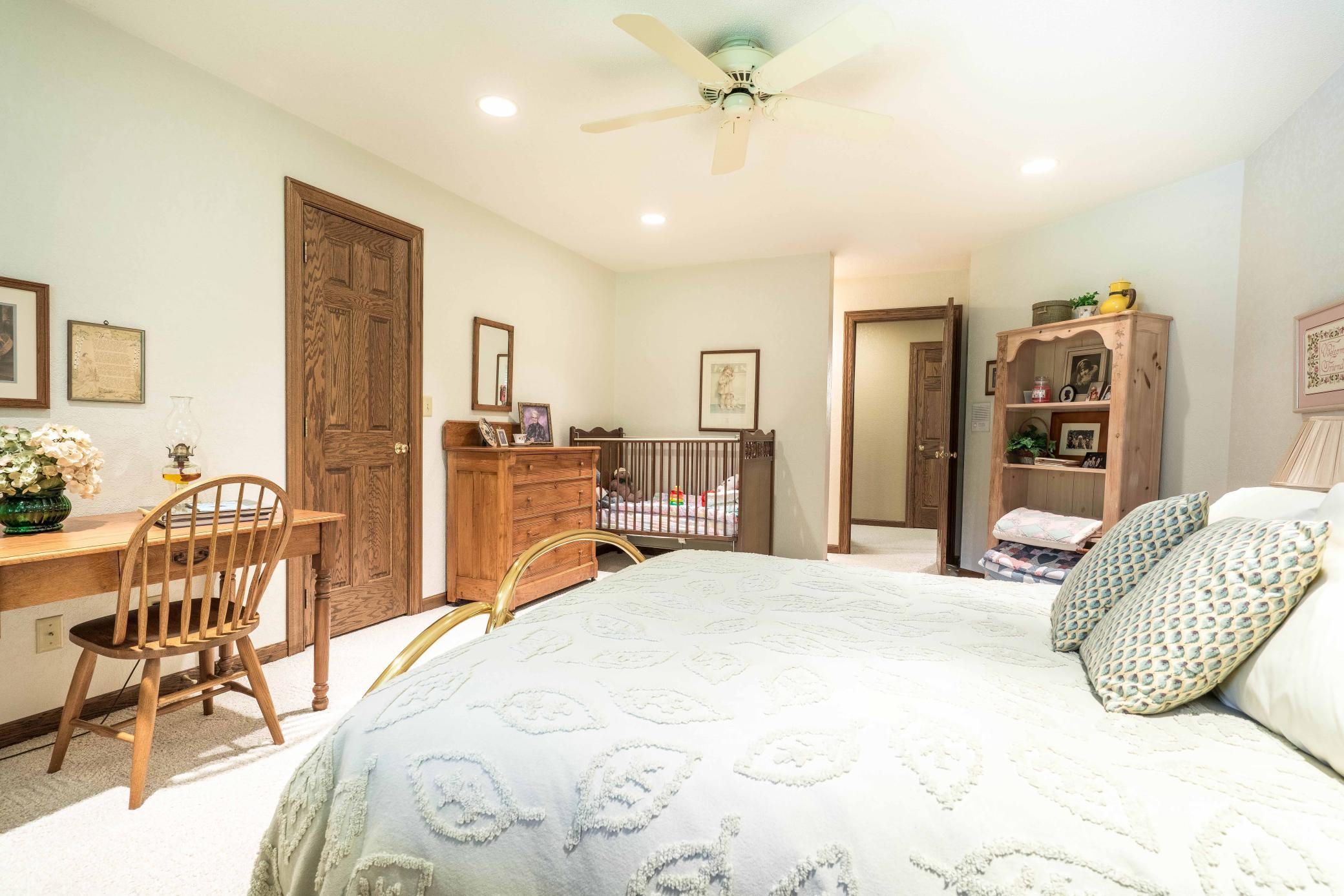 Alexandria, Minnesota, 56308, United States, 4 Bedrooms Bedrooms, ,6 BathroomsBathrooms,Residential,Active,1964256