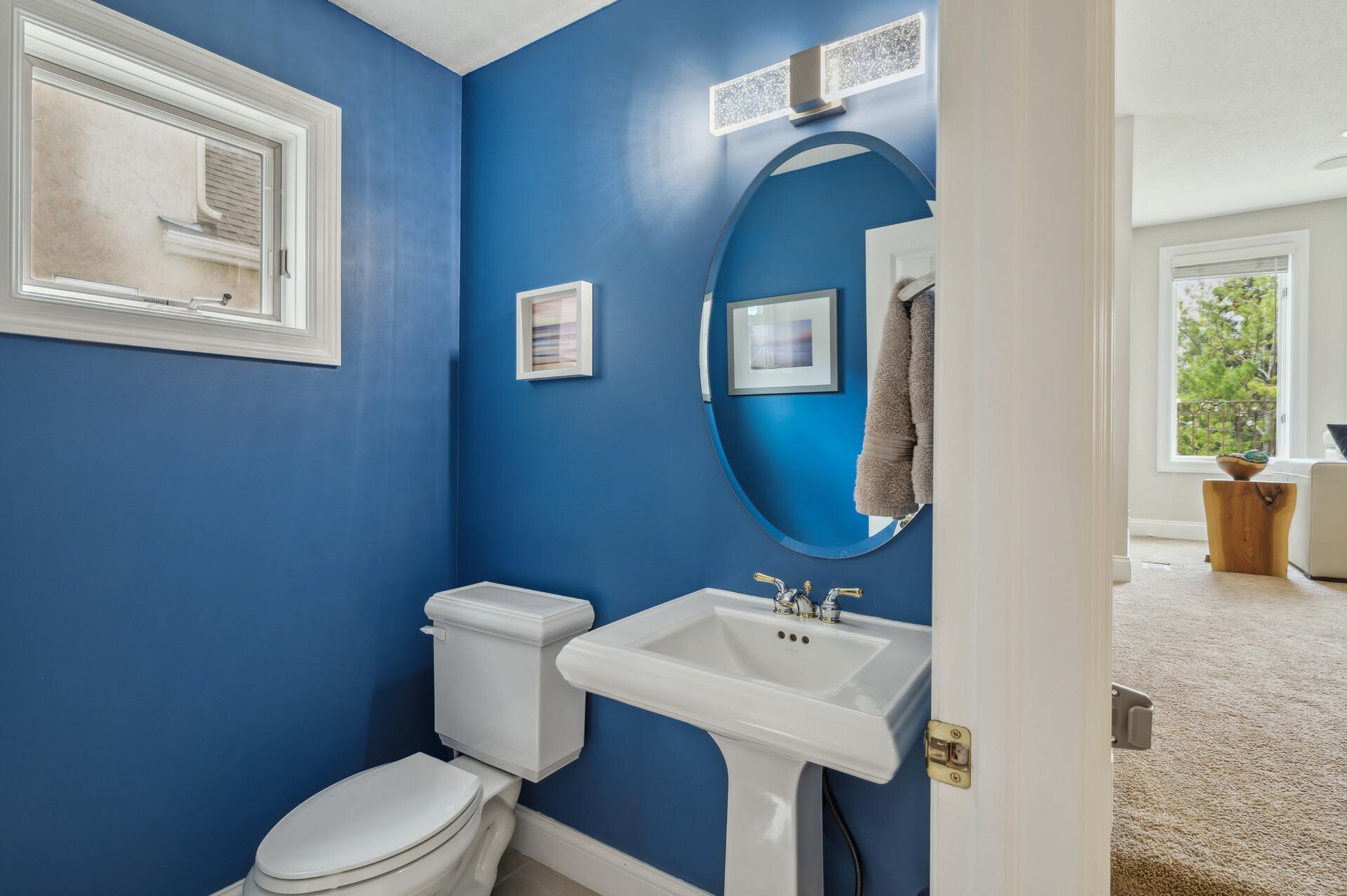 Minneapolis, Minnesota, 55401, United States, 4 Bedrooms Bedrooms, ,4 BathroomsBathrooms,Residential,Active,2003546