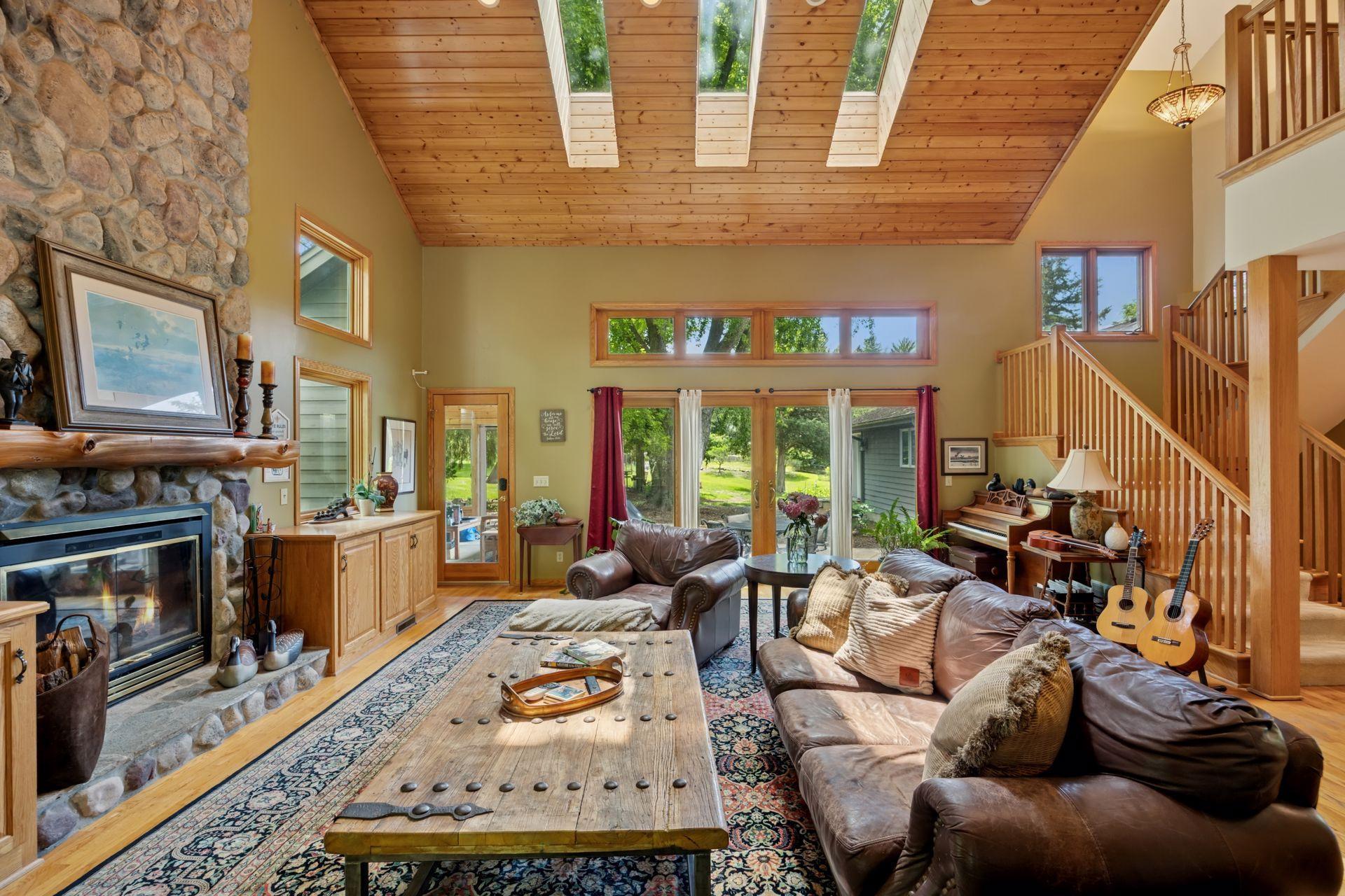 Wayzata, Minnesota, 55391, United States, 5 Bedrooms Bedrooms, ,4 BathroomsBathrooms,Residential,Active,2008341