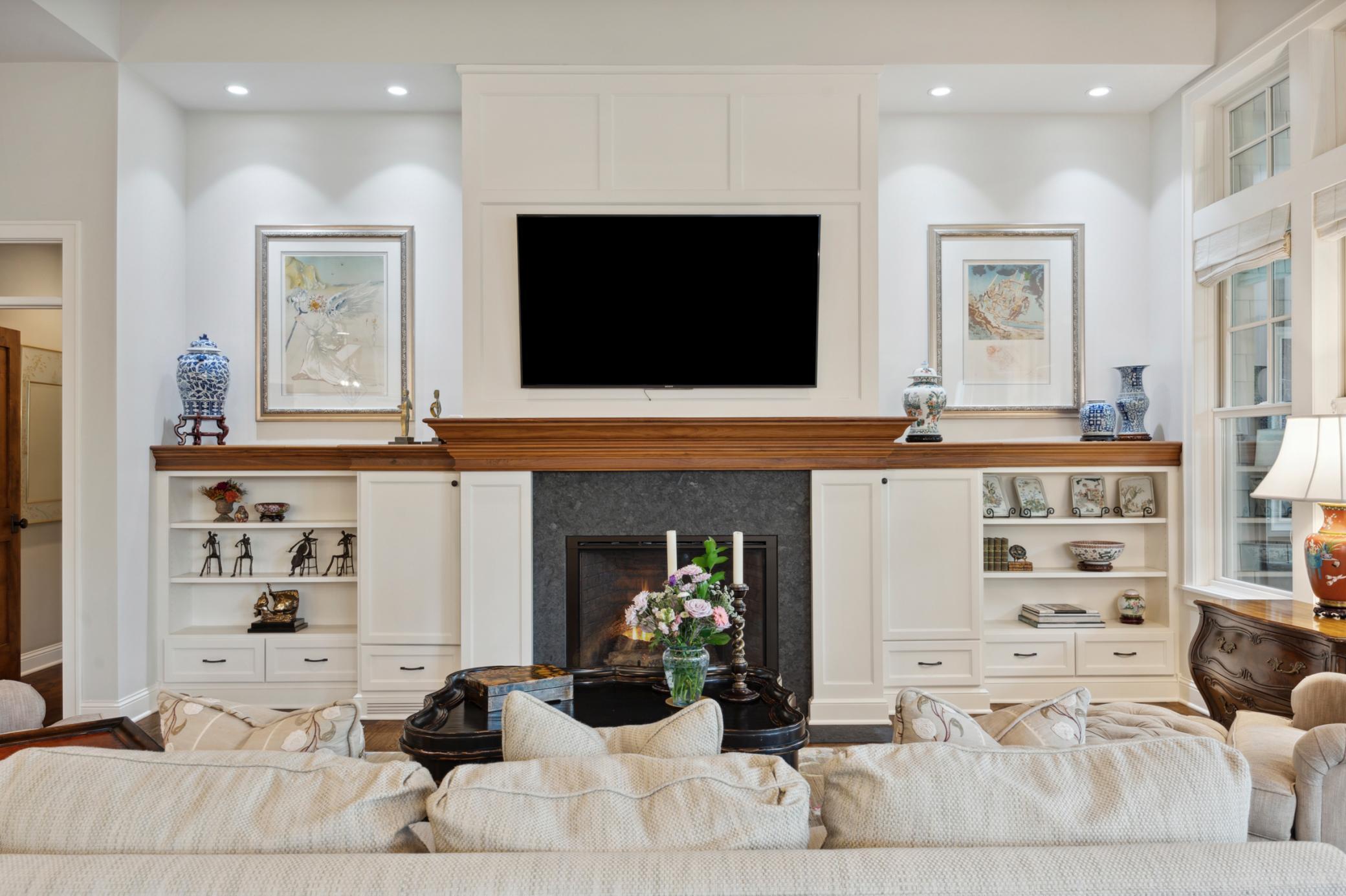 Wayzata, Minnesota, 55391, United States, 3 Bedrooms Bedrooms, ,4 BathroomsBathrooms,Residential,Active,1764465