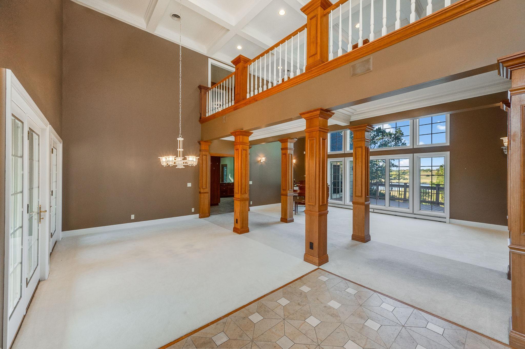 Fairmont, Minnesota, 56031, United States, 5 Bedrooms Bedrooms, ,6 BathroomsBathrooms,Residential,Active,1953012