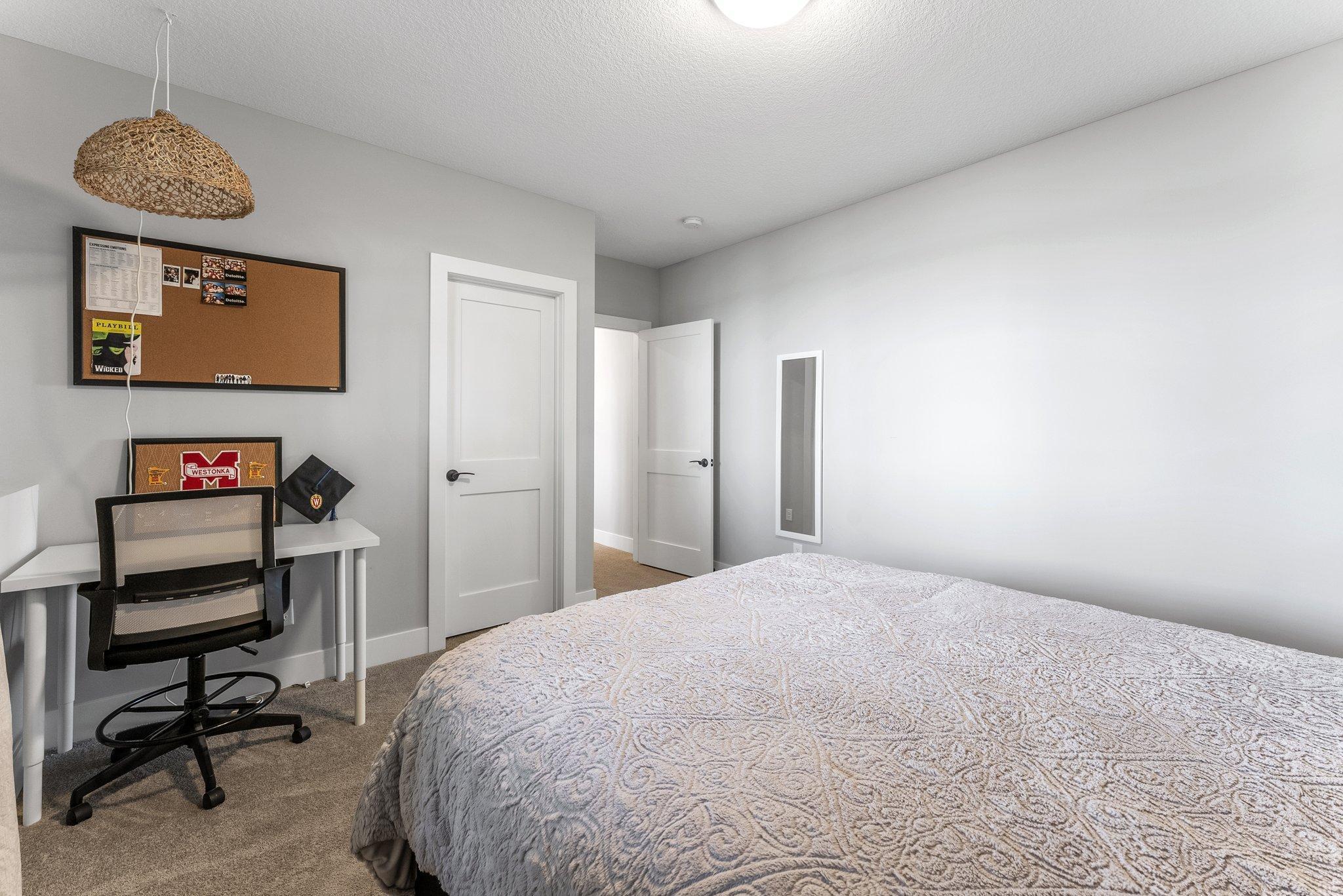 Wayzata, Minnesota, 55391, United States, 3 Bedrooms Bedrooms, ,3 BathroomsBathrooms,Residential,Active,2018191