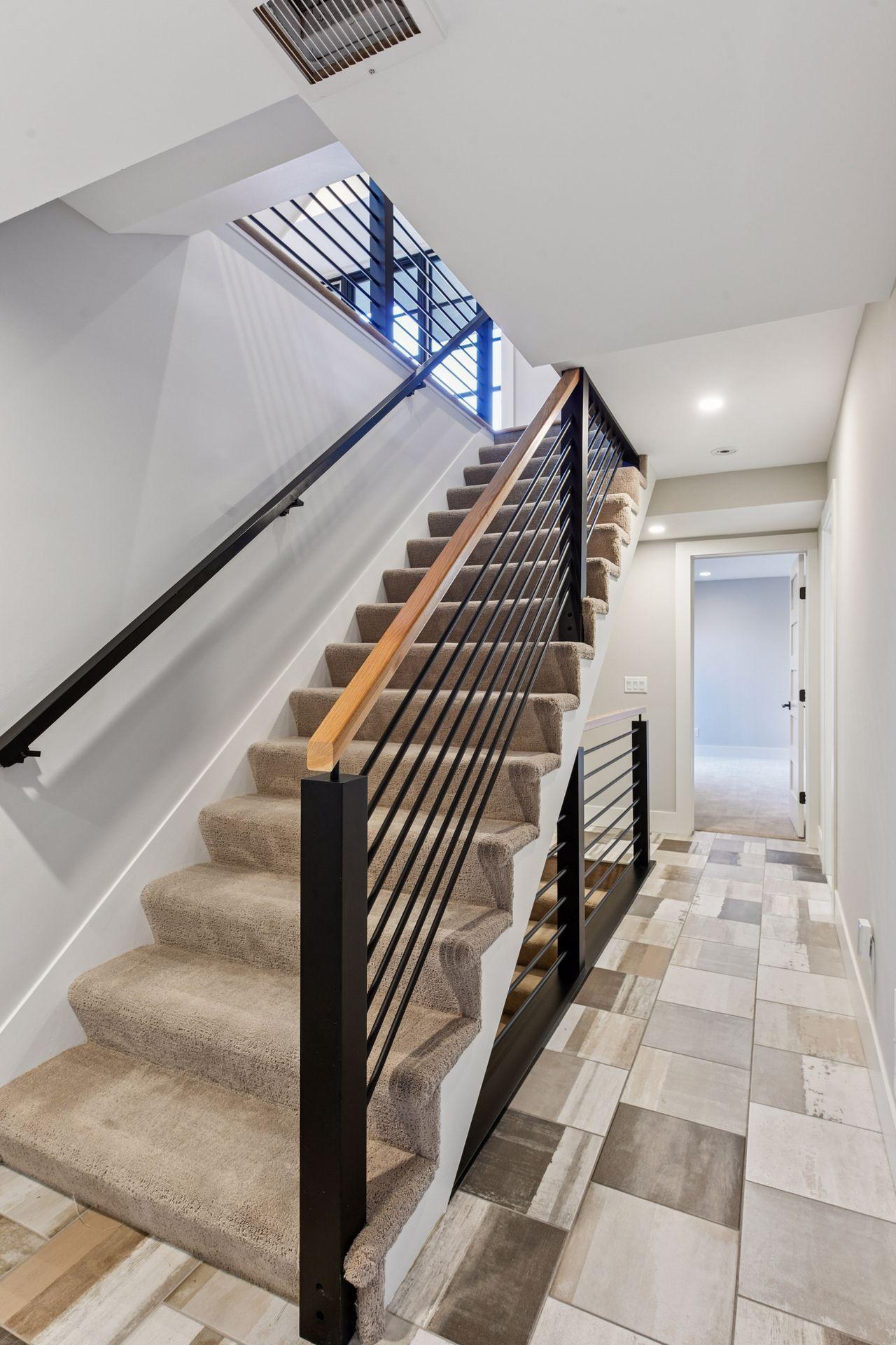 Minneapolis, Minnesota, 55439, United States, 5 Bedrooms Bedrooms, ,6 BathroomsBathrooms,Residential,Active,1987211