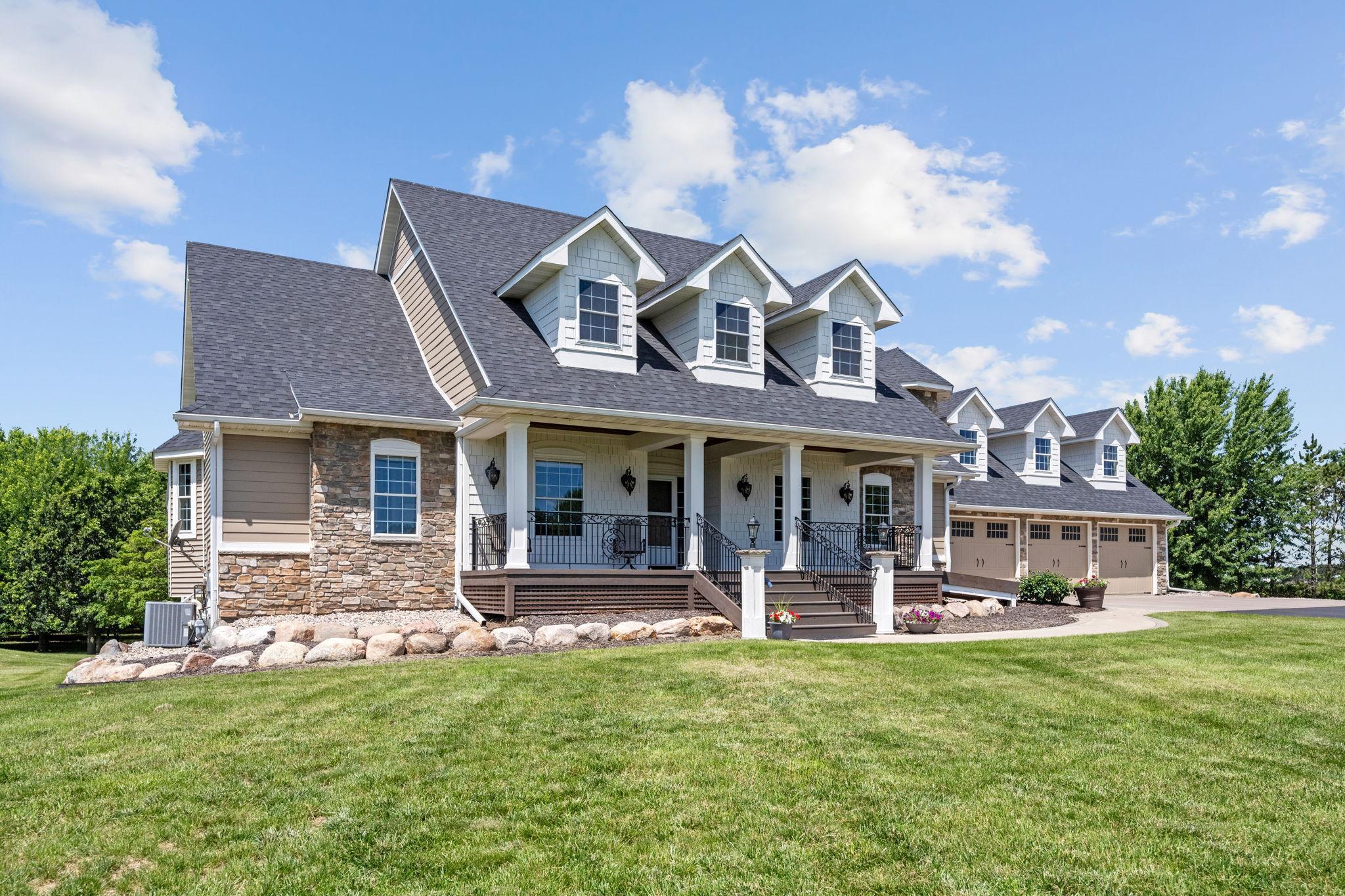 Elko, Minnesota, 55020, United States, 5 Bedrooms Bedrooms, ,5 BathroomsBathrooms,Residential,Active,1942358