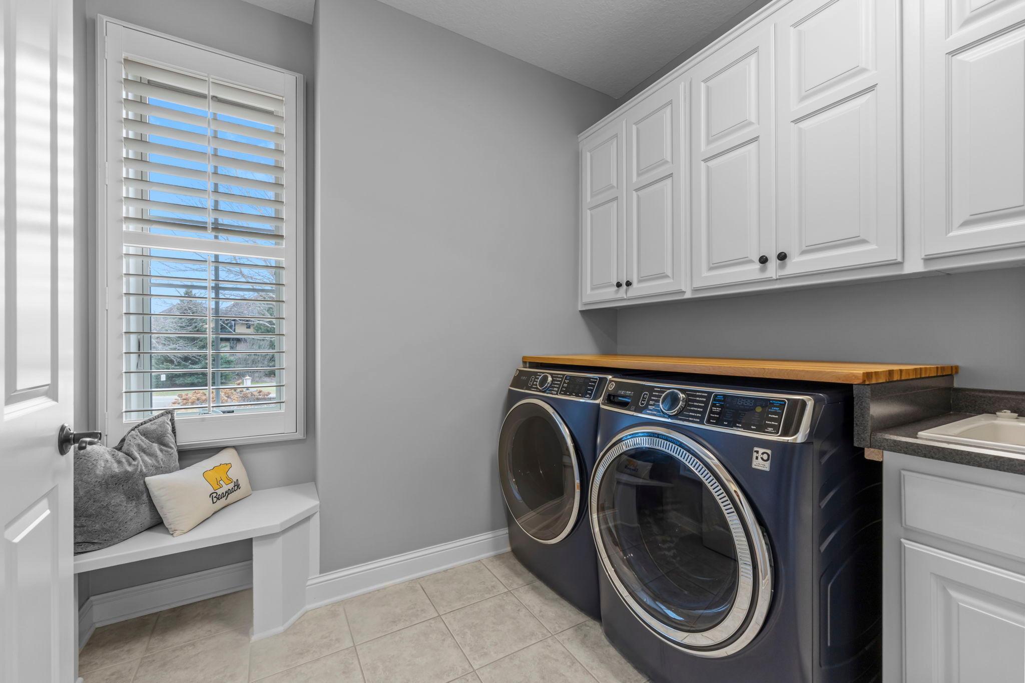 Eden Prairie, Minnesota, 55347, United States, 5 Bedrooms Bedrooms, ,6 BathroomsBathrooms,Residential,Active,1997621