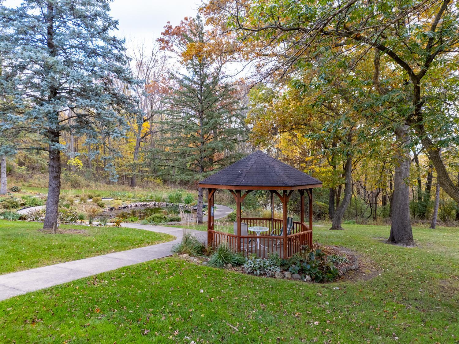 Rochester, Minnesota, 55902, United States, 10 Bedrooms Bedrooms, ,6 BathroomsBathrooms,Residential,Active,1970931