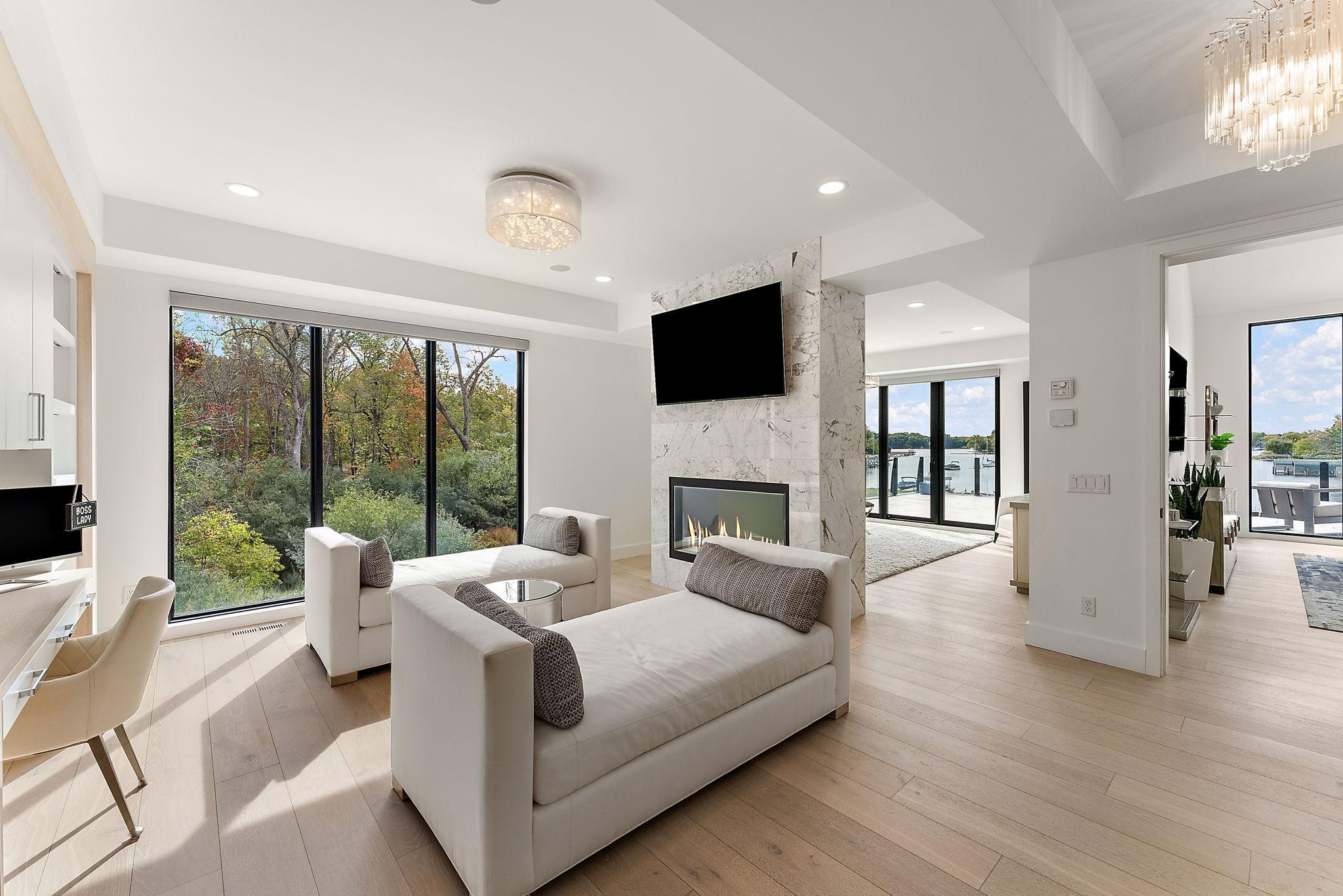 Wayzata, Minnesota, 55391, United States, 8 Bedrooms Bedrooms, ,11 BathroomsBathrooms,Residential,Active,1959932