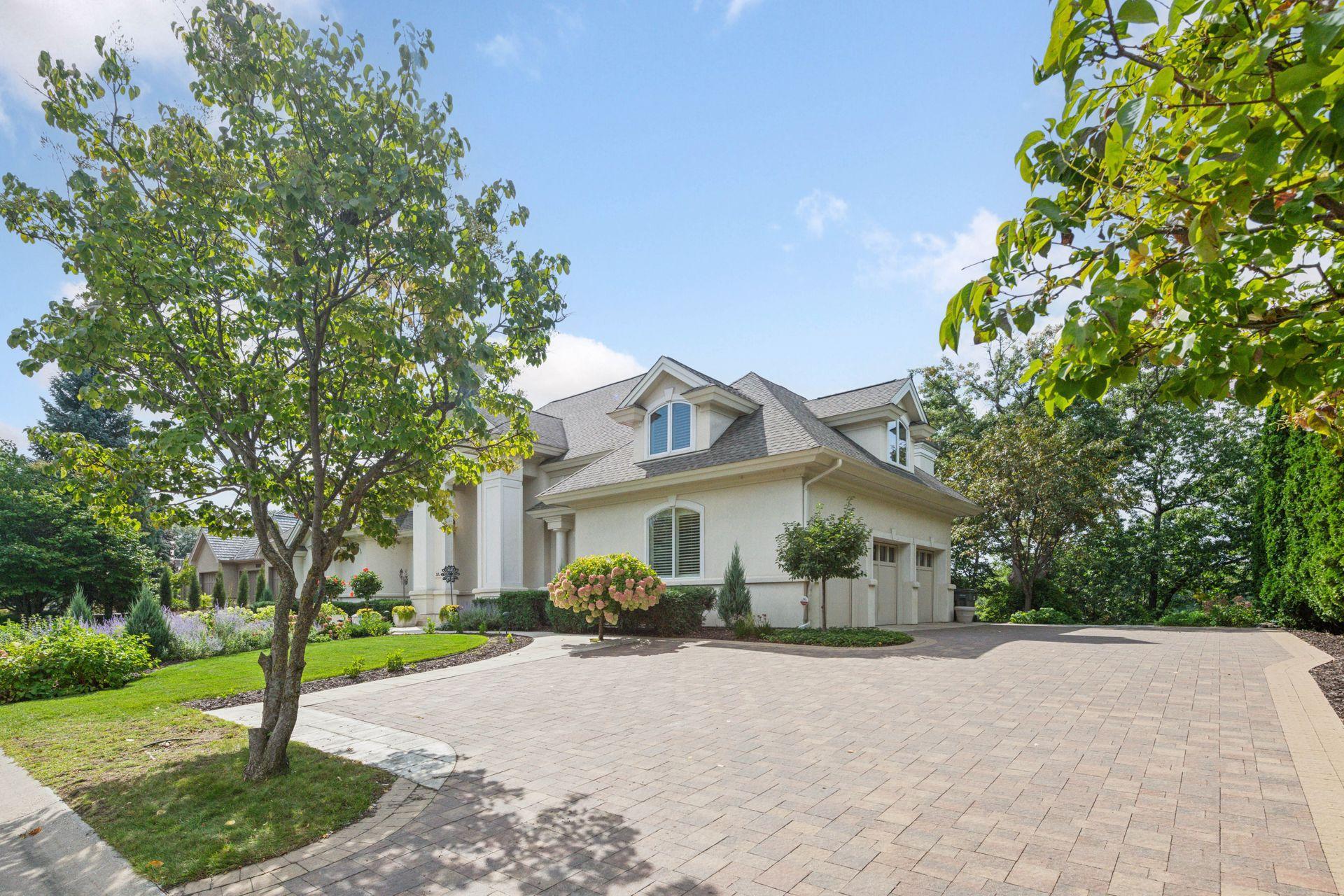 Minneapolis, Minnesota, 55439, United States, 5 Bedrooms Bedrooms, ,5 BathroomsBathrooms,Residential,Active,1944273