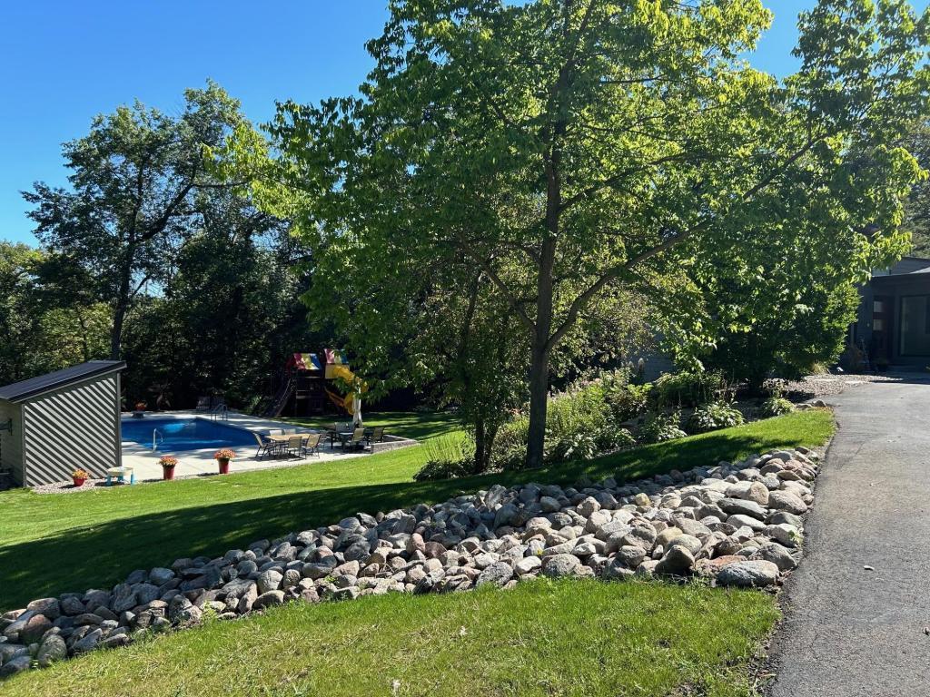 Rochester, Minnesota, 55902, United States, 5 Bedrooms Bedrooms, ,3 BathroomsBathrooms,Residential,Active,1899217