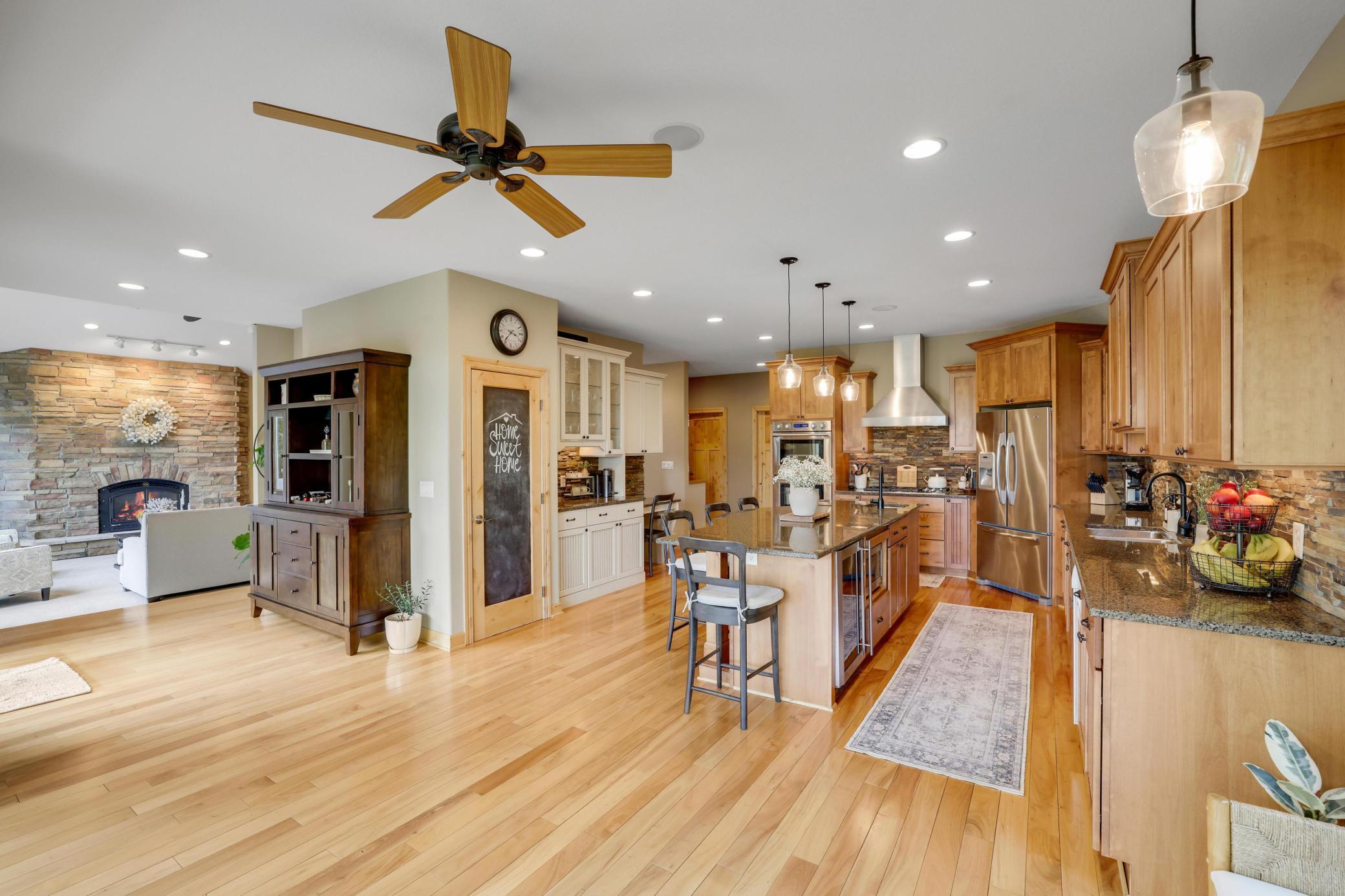 Prescott, Wisconsin, 54021, United States, 5 Bedrooms Bedrooms, ,4 BathroomsBathrooms,Residential,Active,1922293