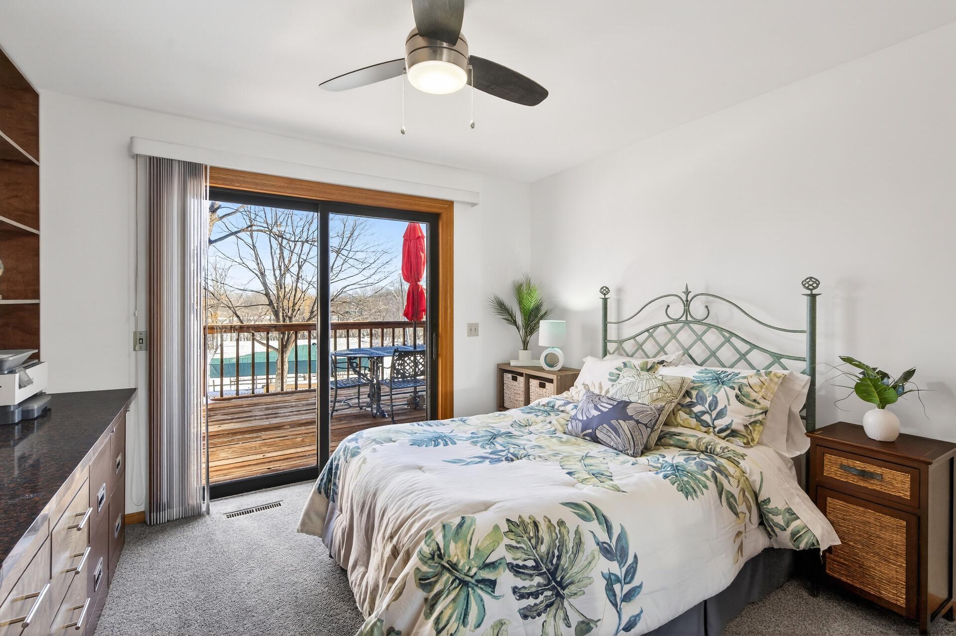 Excelsior, Minnesota, 55331, United States, 4 Bedrooms Bedrooms, ,5 BathroomsBathrooms,Residential,Active,2017105