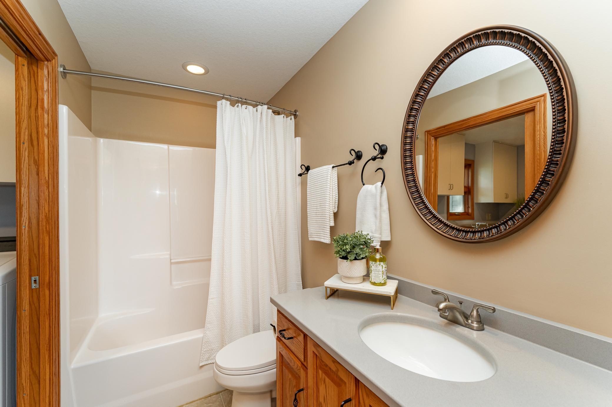 Rochester, Minnesota, 55902, United States, 5 Bedrooms Bedrooms, ,3 BathroomsBathrooms,Residential,Active,1894547