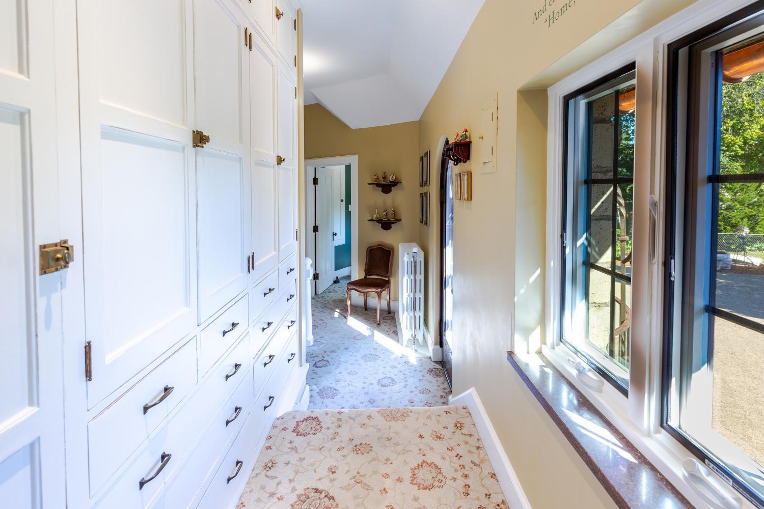 Winona, Minnesota, 55987, United States, 6 Bedrooms Bedrooms, ,6 BathroomsBathrooms,Residential,Active,1926925