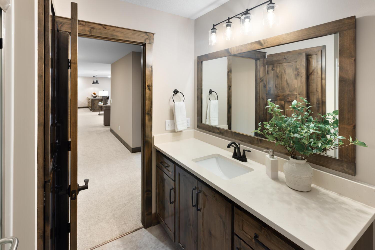 Forest Lake, Minnesota, 55025, United States, ,3 BathroomsBathrooms,Residential,Active,1762861