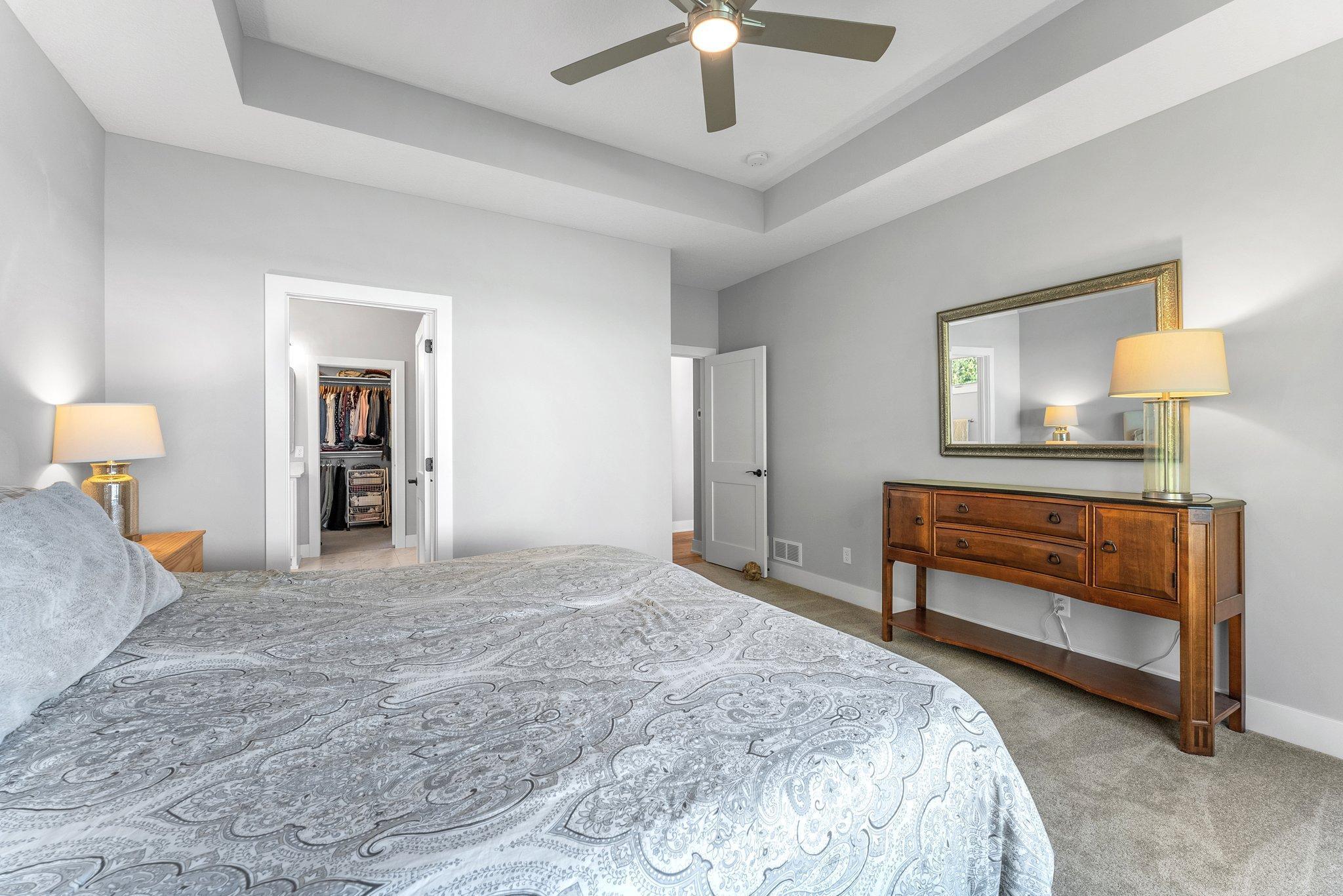 Wayzata, Minnesota, 55391, United States, 3 Bedrooms Bedrooms, ,3 BathroomsBathrooms,Residential,Active,2018191