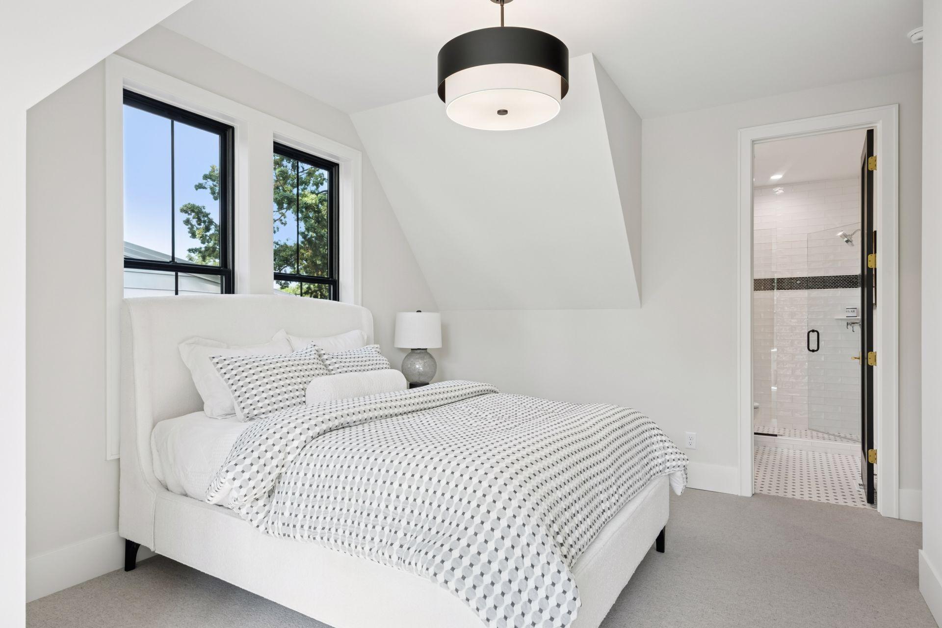 Minneapolis, Minnesota, 55424, United States, 5 Bedrooms Bedrooms, ,6 BathroomsBathrooms,Residential,Active,1959982