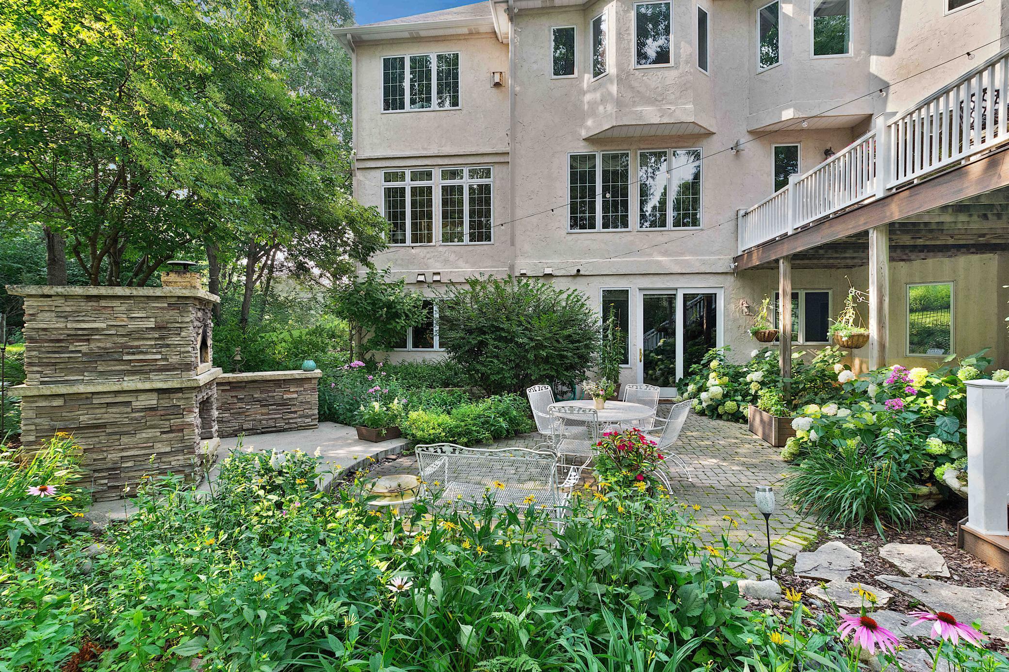 Stillwater, Minnesota, 55082, United States, 6 Bedrooms Bedrooms, ,5 BathroomsBathrooms,Residential,Active,2012206