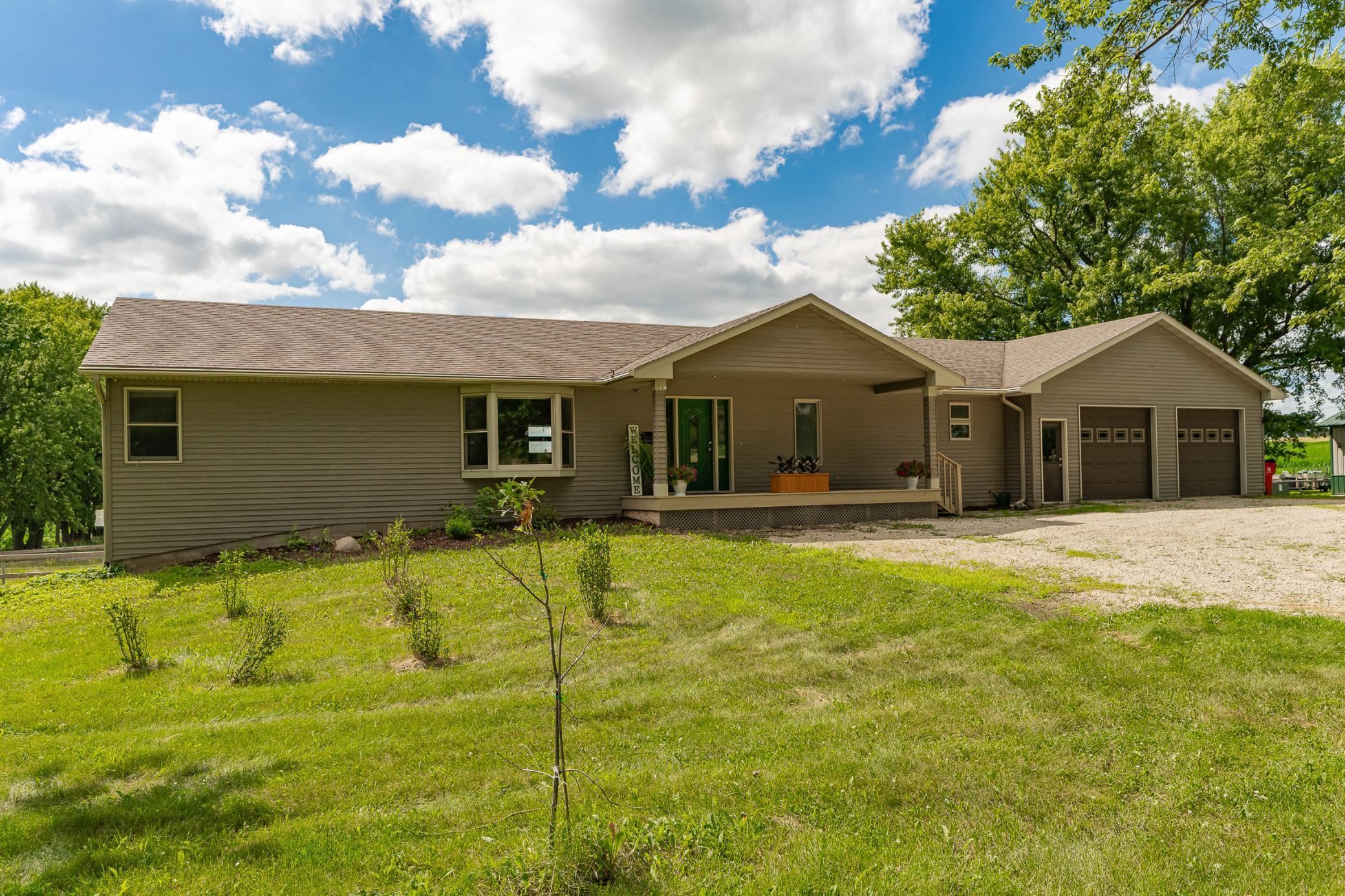 Rochester, Minnesota, 55902, United States, 5 Bedrooms Bedrooms, ,3 BathroomsBathrooms,Residential,Active,1894547