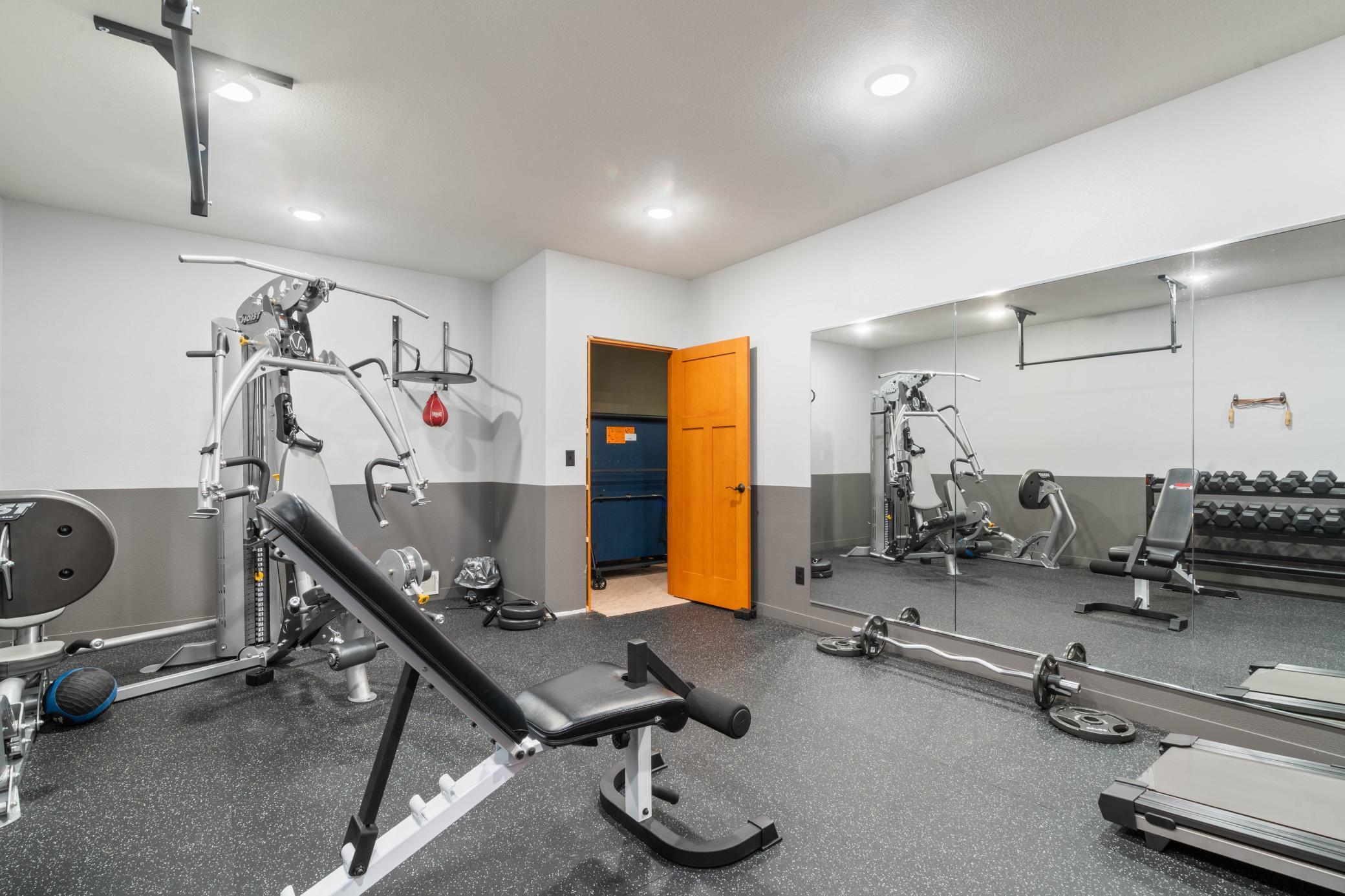 Duluth, Minnesota, 55811, United States, 4 Bedrooms Bedrooms, ,4 BathroomsBathrooms,Residential,Active,1936415