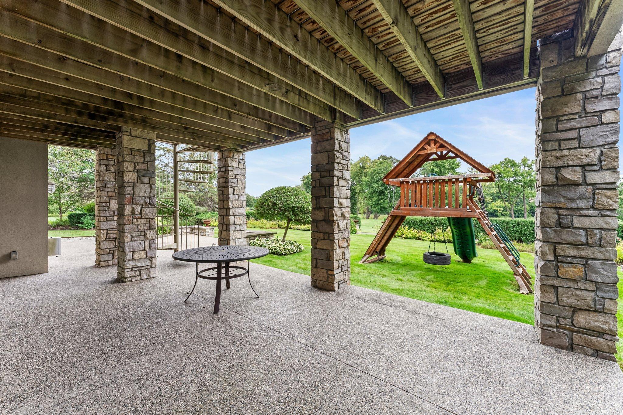Eden Prairie, Minnesota, 55347, United States, ,4 BathroomsBathrooms,Residential,Active,1764072
