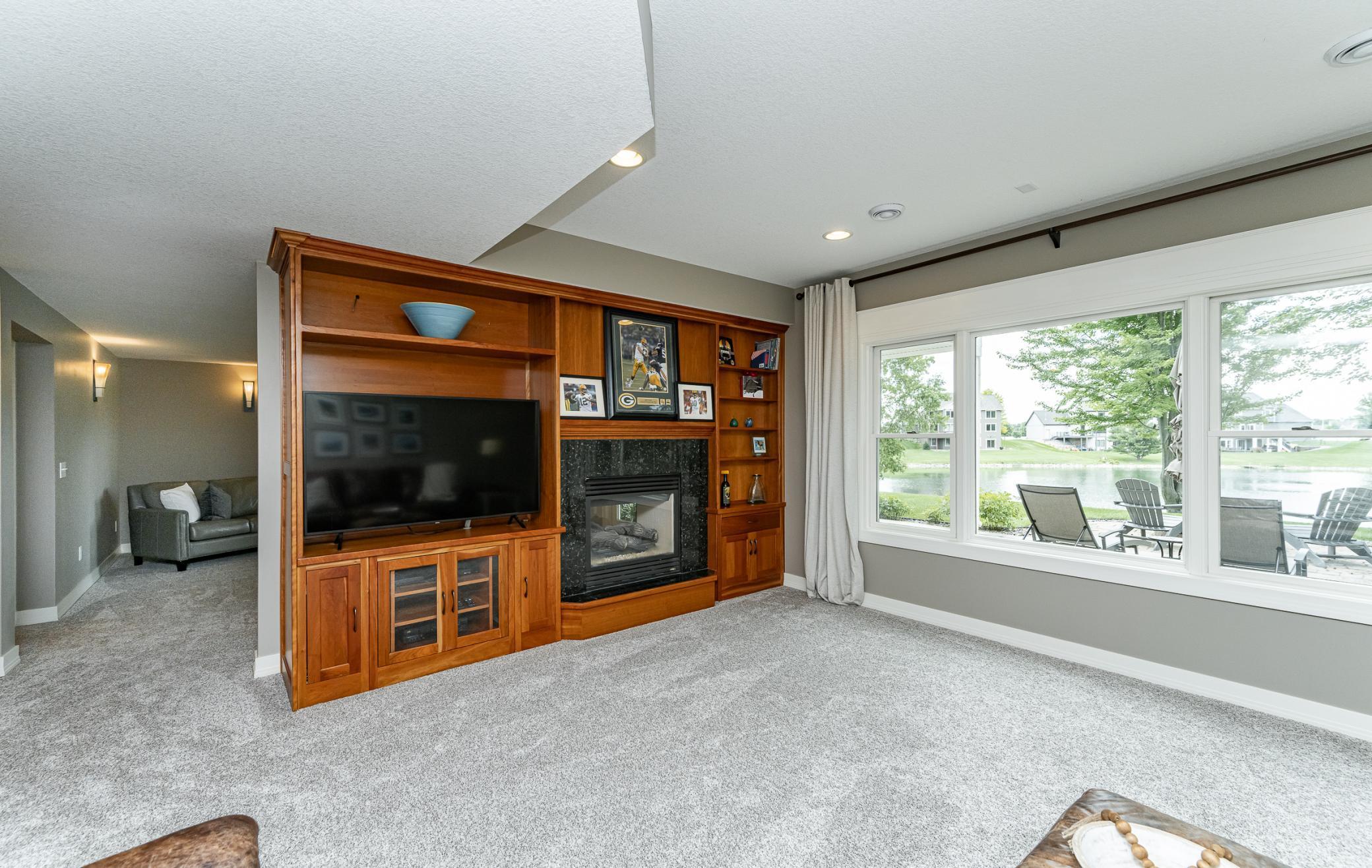 Rochester, Minnesota, 55902, United States, 6 Bedrooms Bedrooms, ,4 BathroomsBathrooms,Residential,Active,1888994