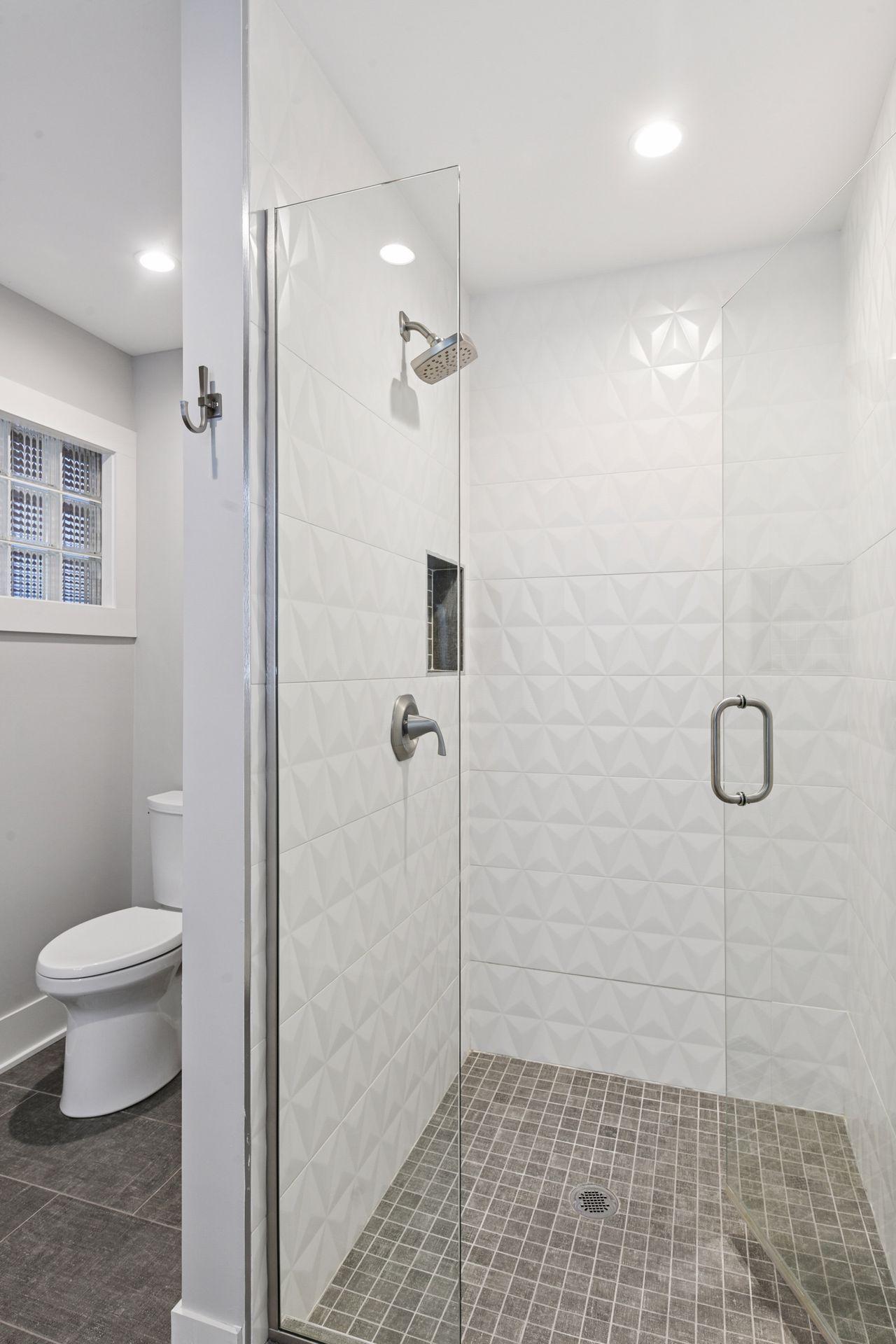 Minneapolis, Minnesota, 55439, United States, 5 Bedrooms Bedrooms, ,6 BathroomsBathrooms,Residential,Active,1987211