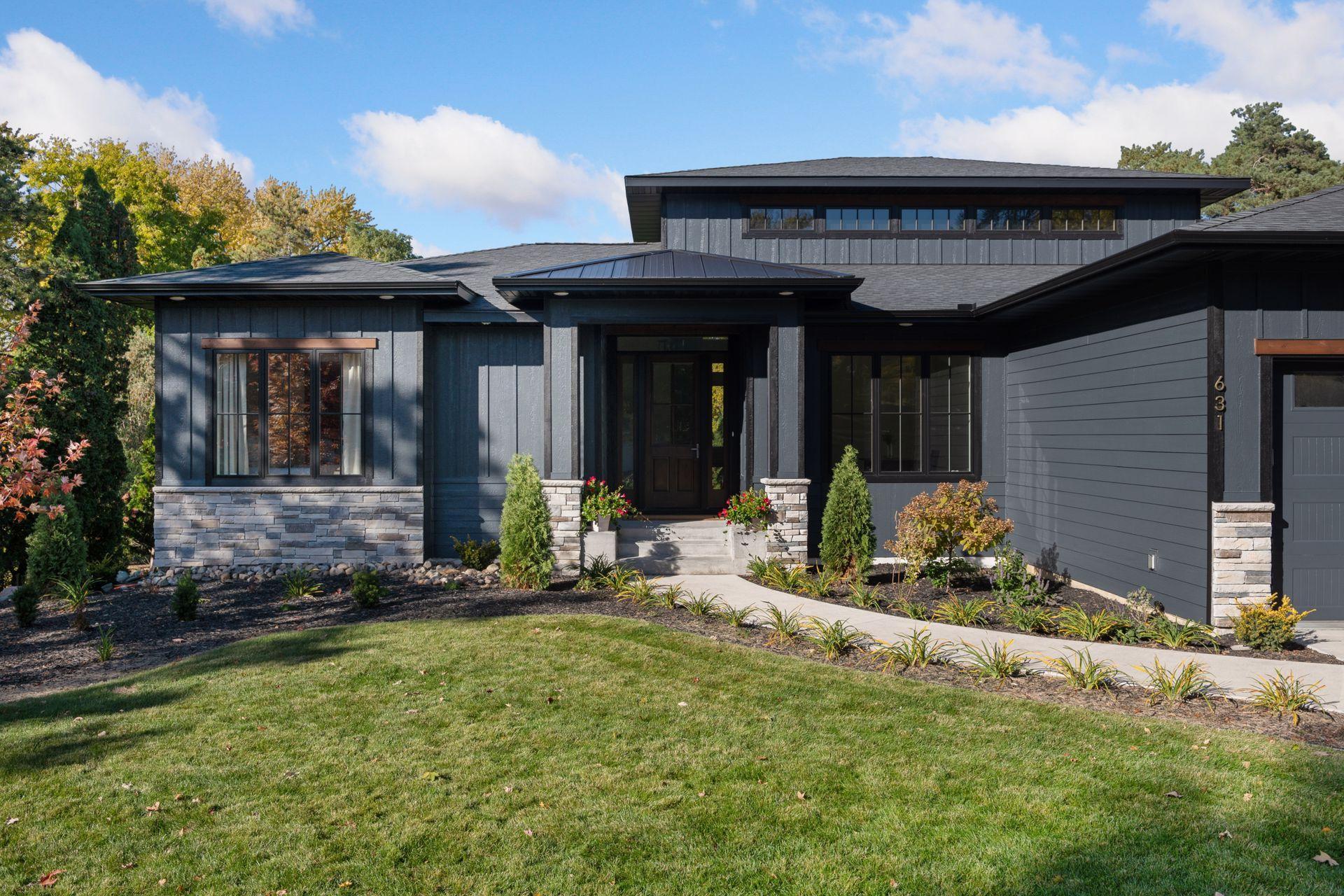 Saint Paul, Minnesota, 55118, United States, 4 Bedrooms Bedrooms, ,4 BathroomsBathrooms,Residential,Active,1973547