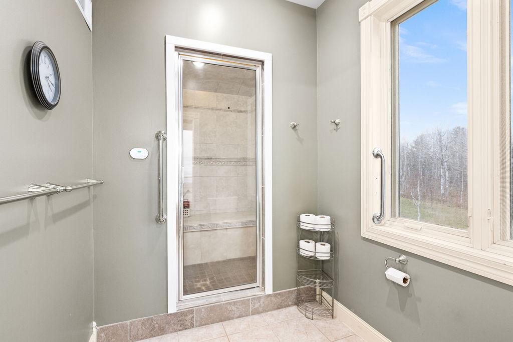 Two Harbors, Minnesota, 55616, United States, ,2 BathroomsBathrooms,Residential,Active,1849512