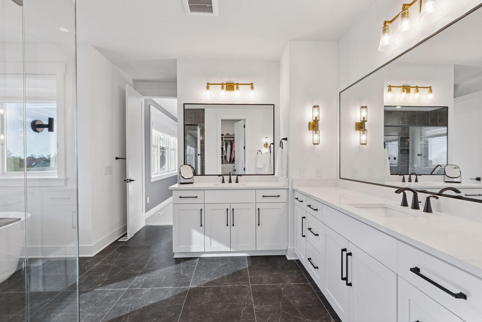 Lake Elmo, Minnesota, 55042, United States, 5 Bedrooms Bedrooms, ,5 BathroomsBathrooms,Residential,Active,2008692