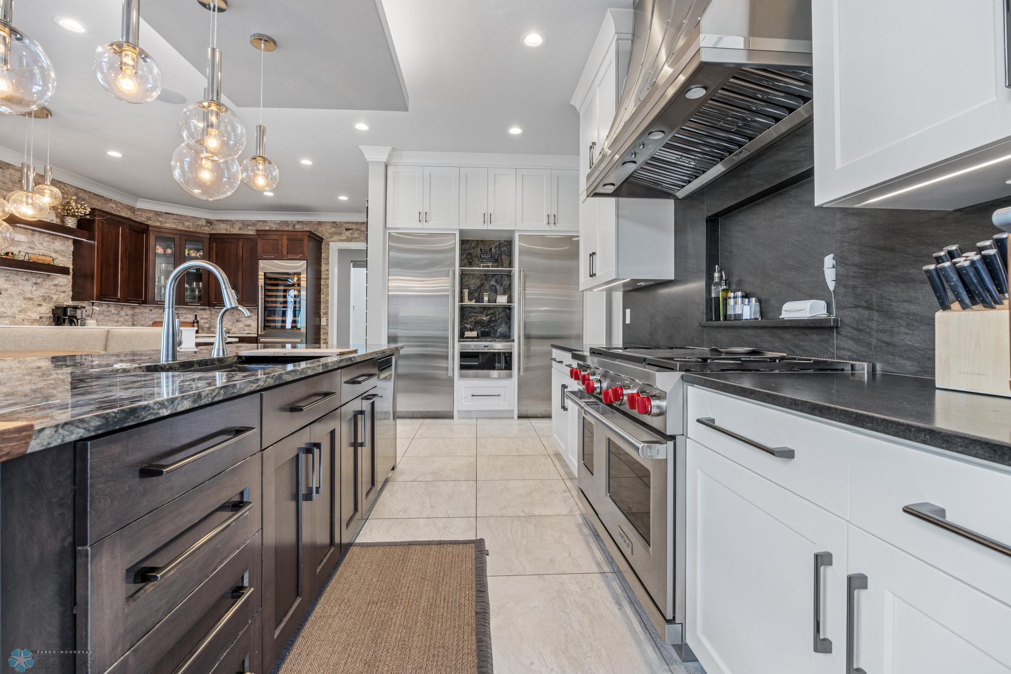 Fargo, North Dakota, 58104, United States, 5 Bedrooms Bedrooms, ,7 BathroomsBathrooms,Residential,Active,1941361