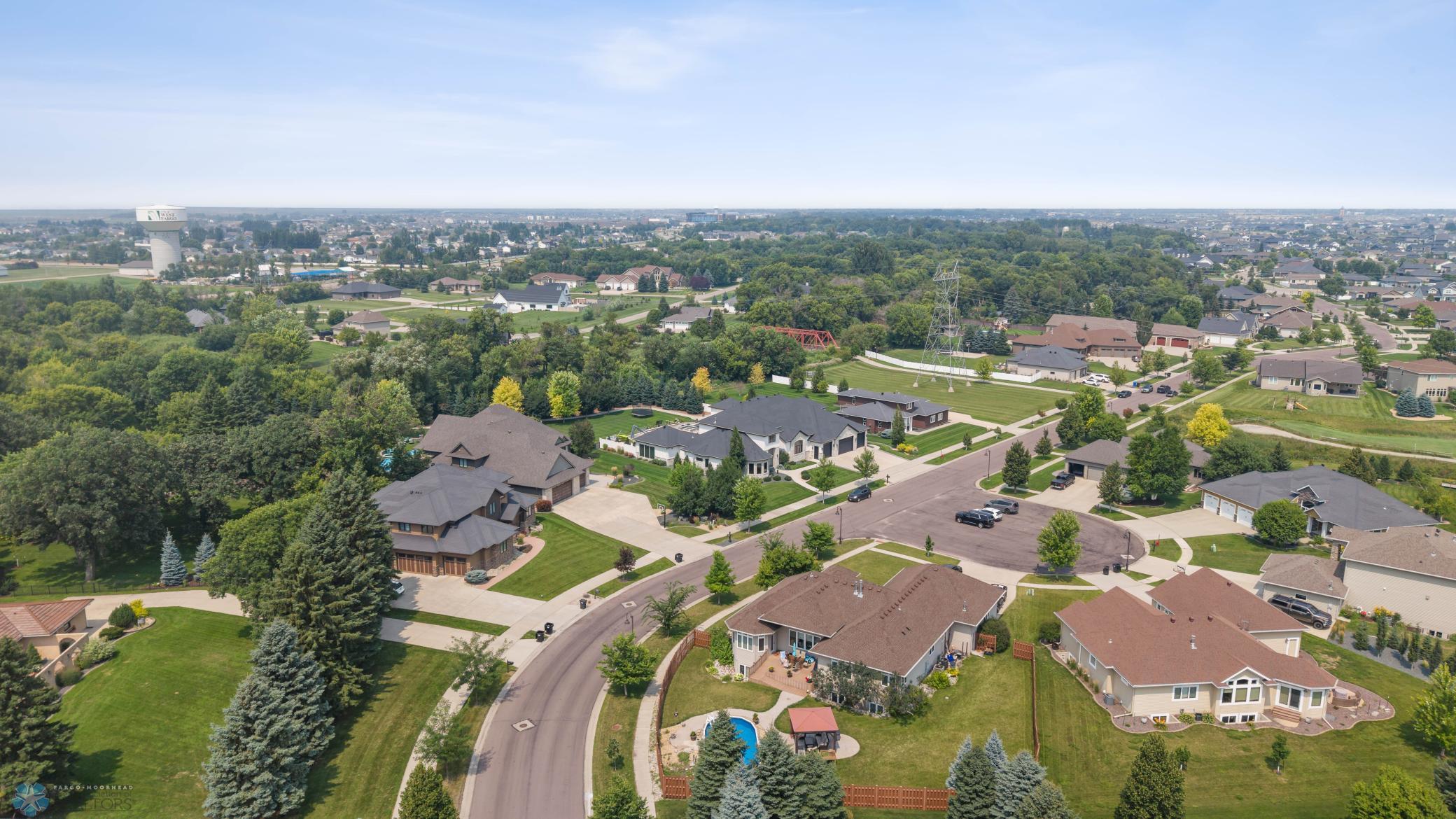 Fargo, North Dakota, 58104, United States, 5 Bedrooms Bedrooms, ,7 BathroomsBathrooms,Residential,Active,1941361