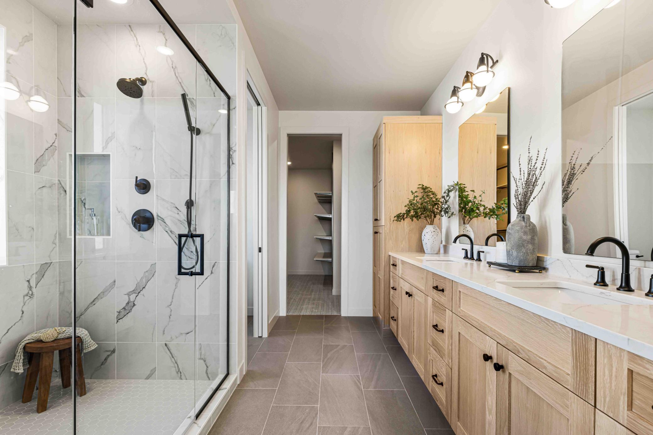 Fargo, North Dakota, 58104, United States, 4 Bedrooms Bedrooms, ,4 BathroomsBathrooms,Residential,Active,2007923