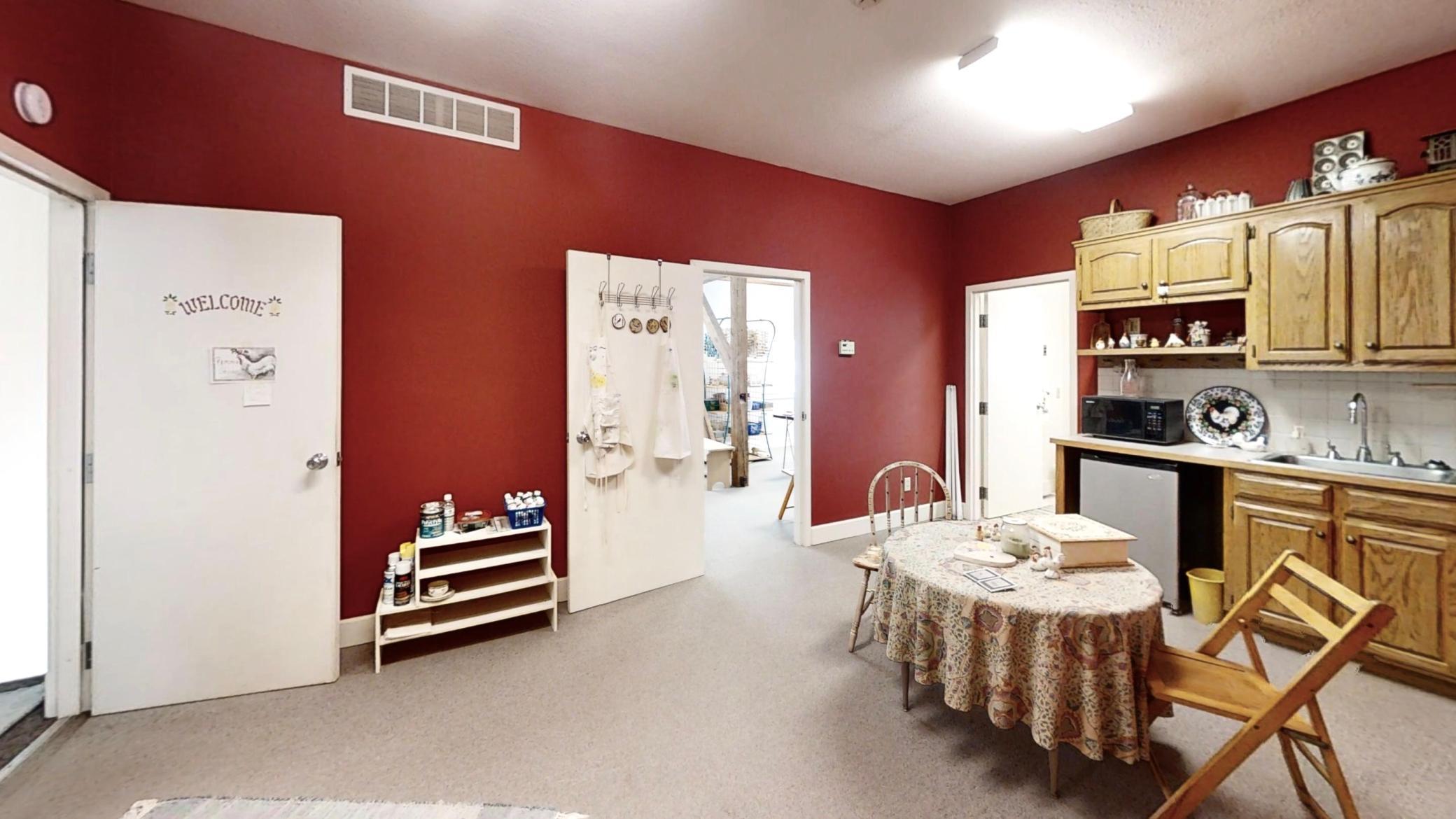 Northfield, Minnesota, 55057, United States, 3 Bedrooms Bedrooms, ,3 BathroomsBathrooms,Residential,Active,1920261