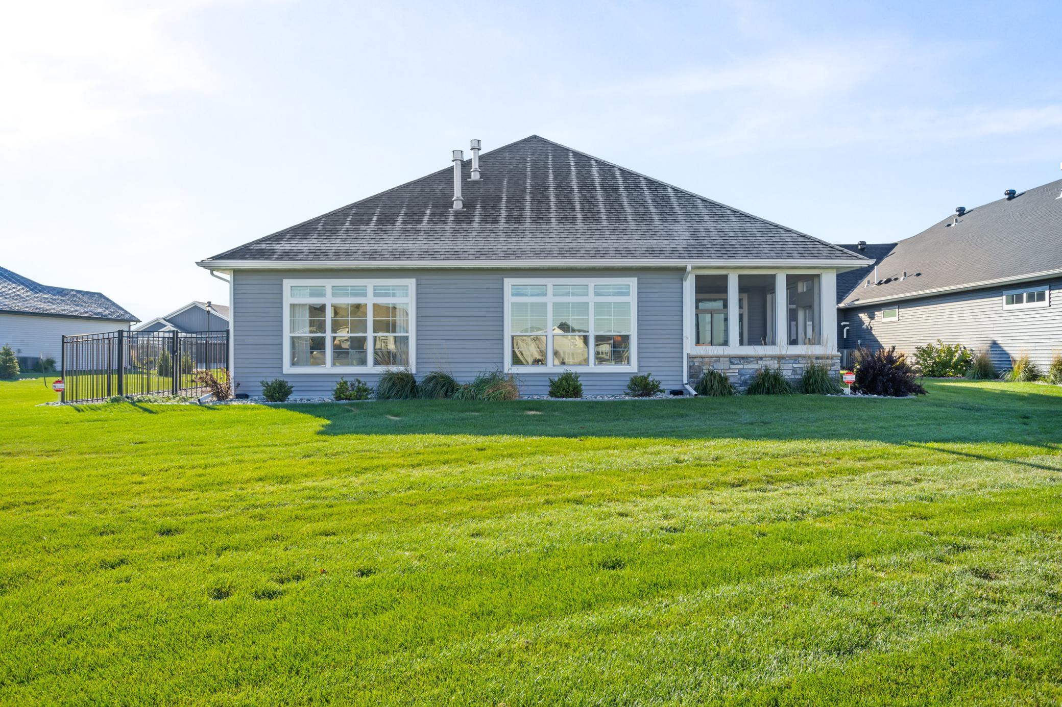 West Fargo, North Dakota, 58078, United States, 3 Bedrooms Bedrooms, ,3 BathroomsBathrooms,Residential,Active,1970933