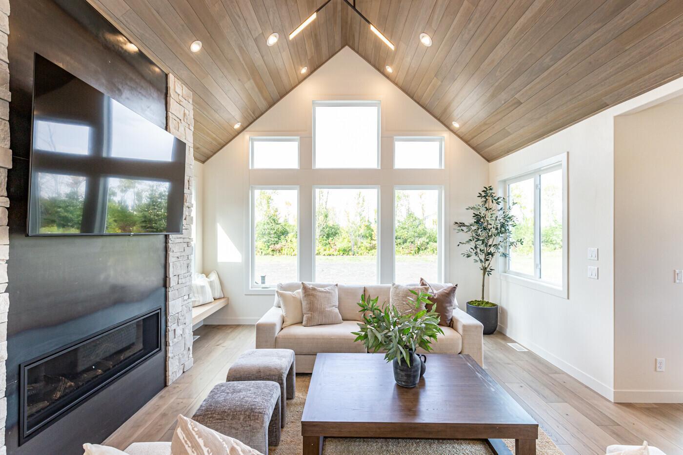 Fargo, North Dakota, 58104, United States, 6 Bedrooms Bedrooms, ,5 BathroomsBathrooms,Residential,Active,2010195