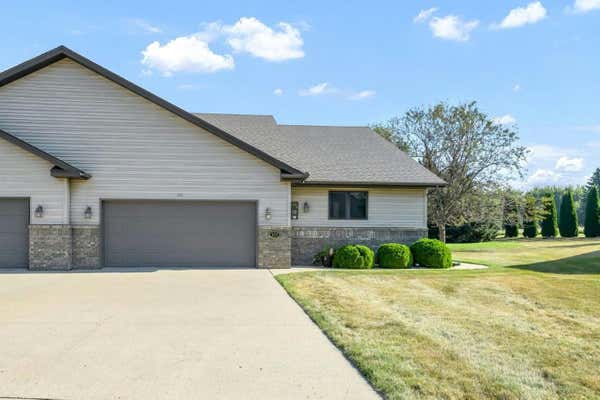 571 SOUTHPORT DR, FAIRMONT, MN 56031 - Image 1