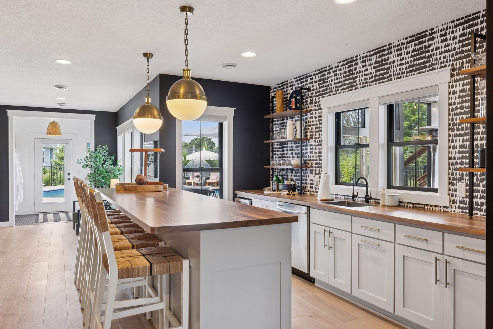 Woodbury, Minnesota, 55129, United States, 6 Bedrooms Bedrooms, ,6 BathroomsBathrooms,Residential,Active,1871286