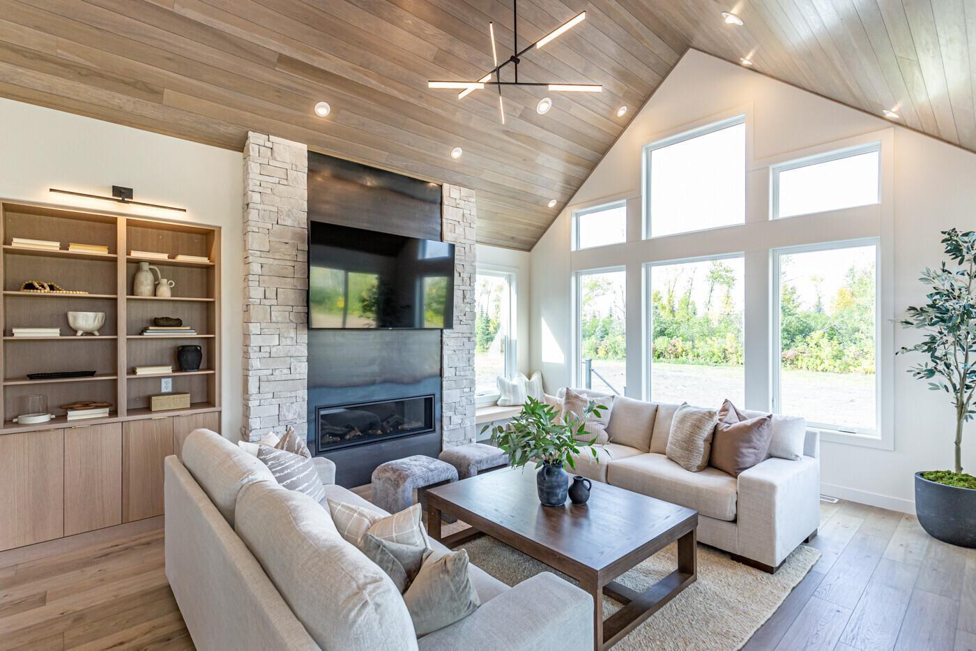 Fargo, North Dakota, 58104, United States, 6 Bedrooms Bedrooms, ,5 BathroomsBathrooms,Residential,Active,2010195