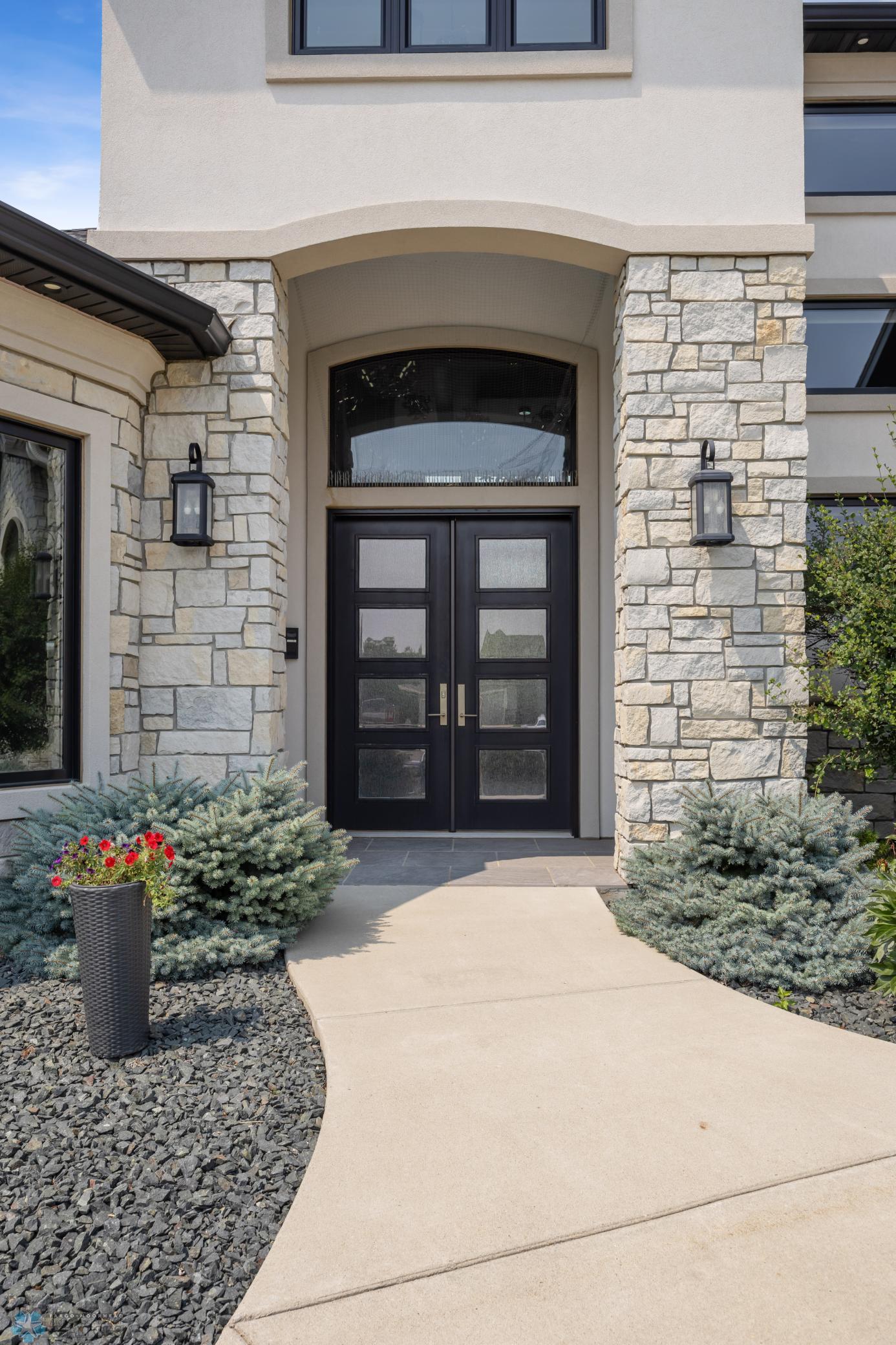 Fargo, North Dakota, 58104, United States, 5 Bedrooms Bedrooms, ,7 BathroomsBathrooms,Residential,Active,1941361