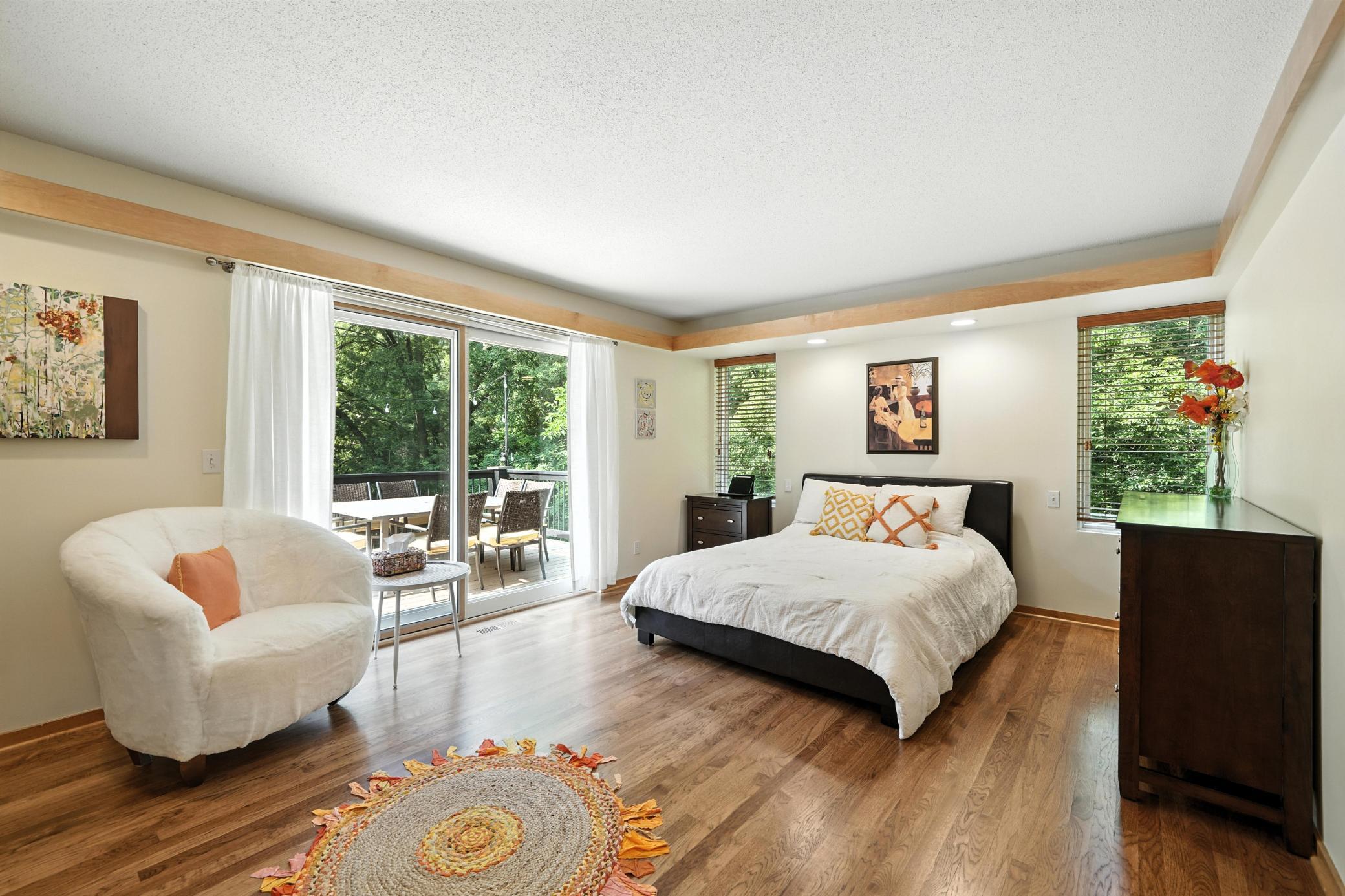 Minnetonka, Minnesota, 55345, United States, 5 Bedrooms Bedrooms, ,3 BathroomsBathrooms,Residential,Active,1971001