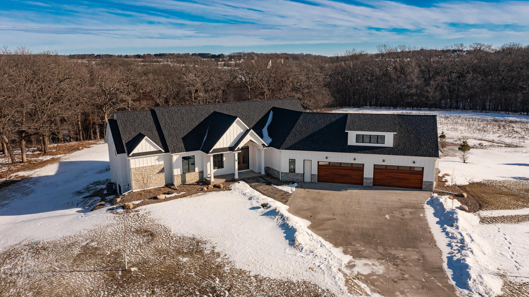 Rochester, Minnesota, 55902, United States, 5 Bedrooms Bedrooms, ,6 BathroomsBathrooms,Residential,Active,1892599