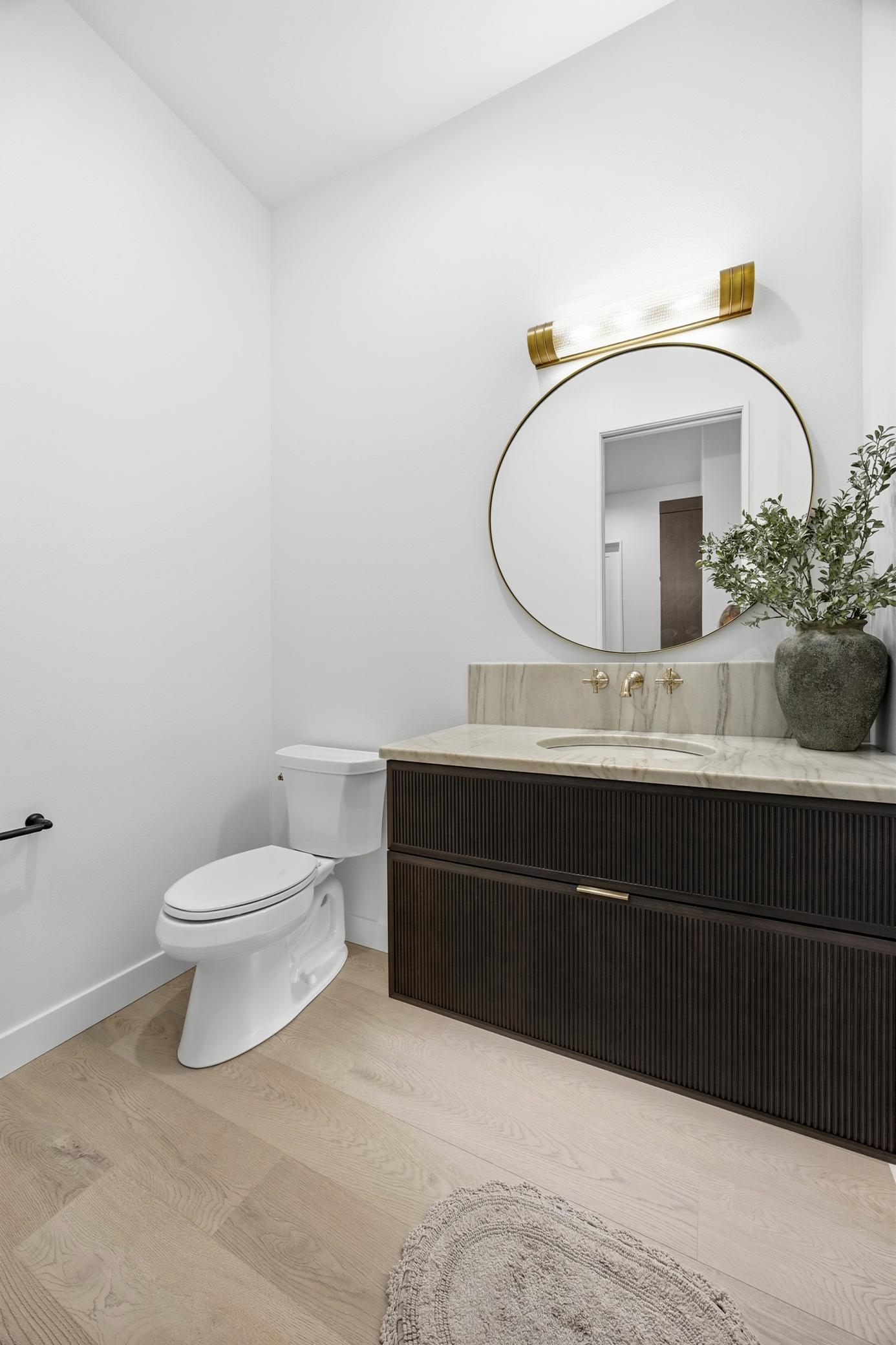 West Fargo, North Dakota, 58078, United States, 5 Bedrooms Bedrooms, ,4 BathroomsBathrooms,Residential,Active,1970996