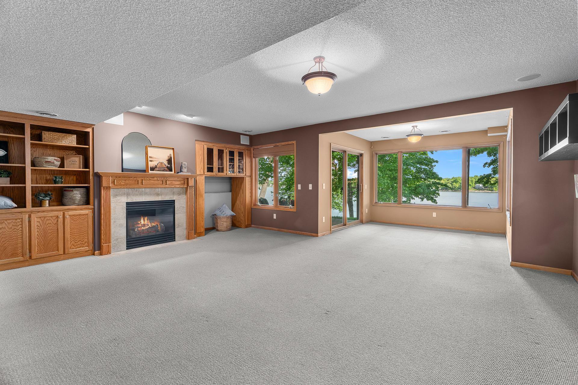 Prior Lake, Minnesota, 55372, United States, 4 Bedrooms Bedrooms, ,4 BathroomsBathrooms,Residential,Active,1995257